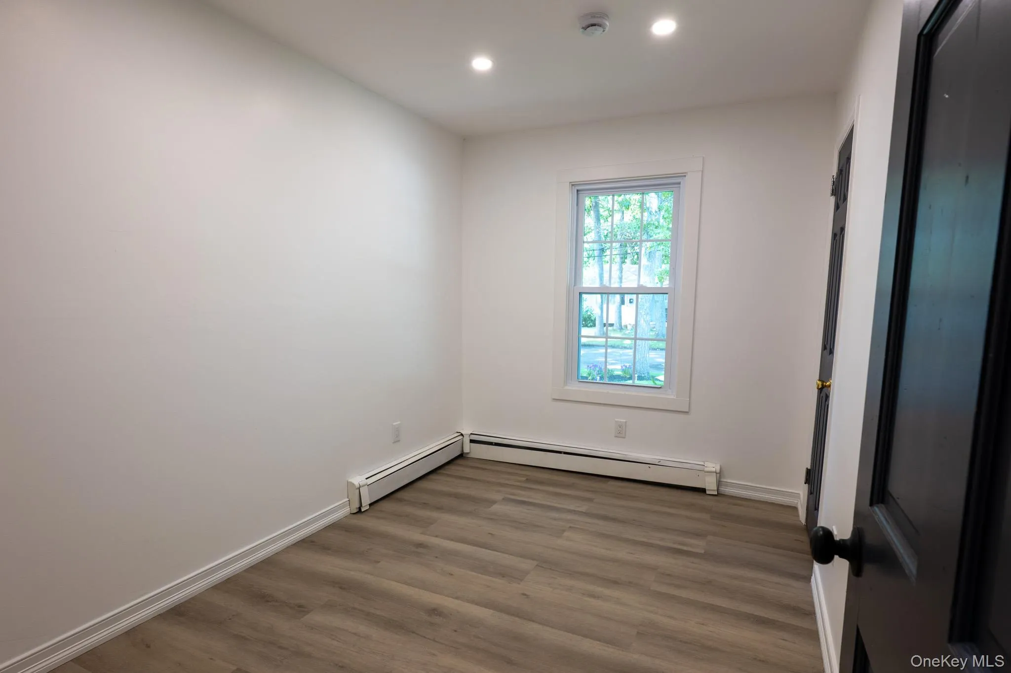 8 Silver Road, Brookhaven, NY, 4 Bedrooms Bedrooms, 7 Rooms Rooms,1 BathroomBathrooms,Residential,For Rent,Silver,0,1035882 8 Silver Road, Brookhaven, NY, 4 Bedrooms Bedrooms, 7 Rooms Rooms,1 BathroomBathrooms,Residential,For Rent,Silver,0,1035882