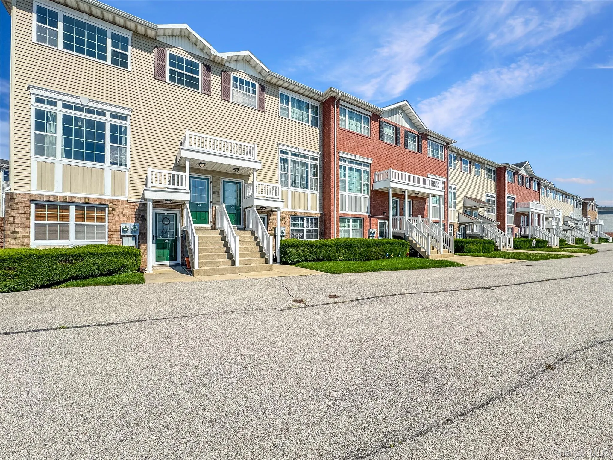 102 Surf Drive, New York, NY, 3 Bedrooms Bedrooms, 6 Rooms Rooms,2 BathroomsBathrooms,Residential,For Rent,Surf,0,1035885 102 Surf Drive, New York, NY, 3 Bedrooms Bedrooms, 6 Rooms Rooms,2 BathroomsBathrooms,Residential,For Rent,Surf,0,1035885