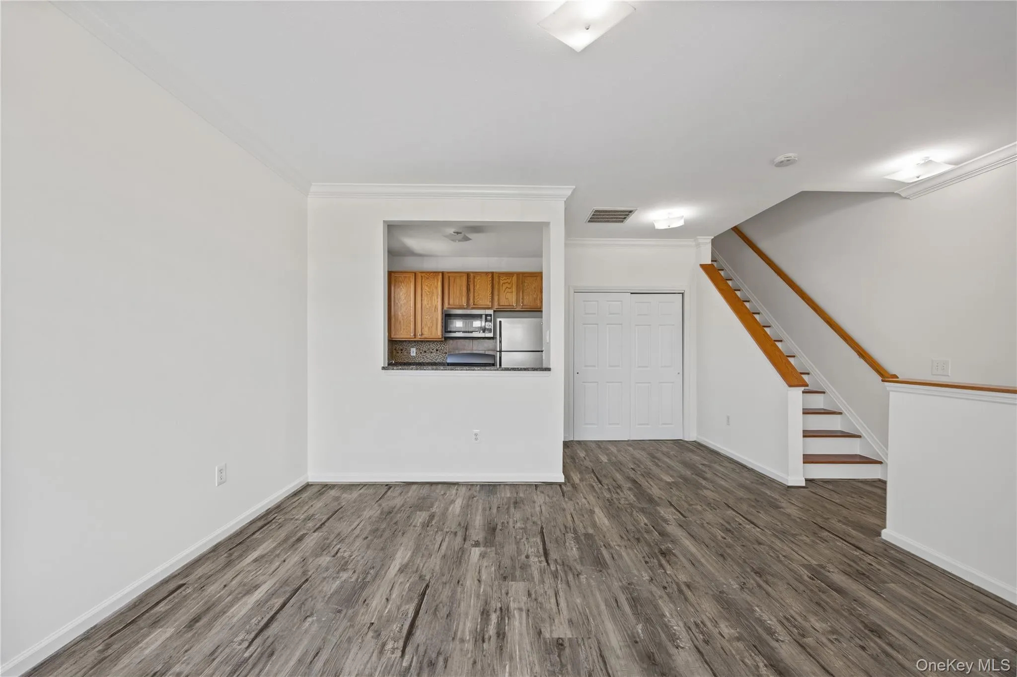 102 Surf Drive, New York, NY, 3 Bedrooms Bedrooms, 6 Rooms Rooms,2 BathroomsBathrooms,Residential,For Rent,Surf,0,1035885 102 Surf Drive, New York, NY, 3 Bedrooms Bedrooms, 6 Rooms Rooms,2 BathroomsBathrooms,Residential,For Rent,Surf,0,1035885