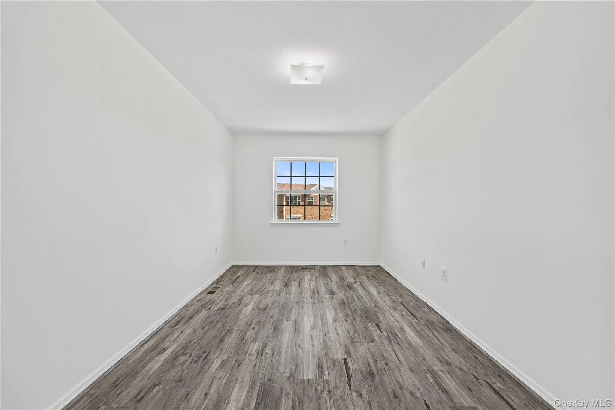 102 Surf Drive, New York, NY, 3 Bedrooms Bedrooms, 6 Rooms Rooms,2 BathroomsBathrooms,Residential,For Rent,Surf,0,1035885 102 Surf Drive, New York, NY, 3 Bedrooms Bedrooms, 6 Rooms Rooms,2 BathroomsBathrooms,Residential,For Rent,Surf,0,1035885