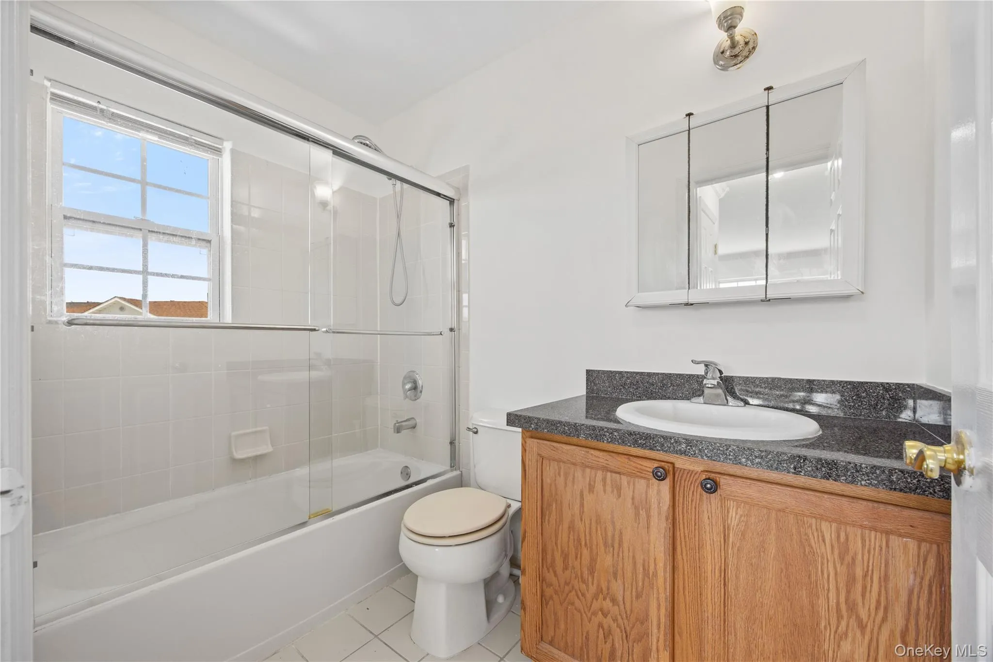 102 Surf Drive, New York, NY, 3 Bedrooms Bedrooms, 6 Rooms Rooms,2 BathroomsBathrooms,Residential,For Rent,Surf,0,1035885 102 Surf Drive, New York, NY, 3 Bedrooms Bedrooms, 6 Rooms Rooms,2 BathroomsBathrooms,Residential,For Rent,Surf,0,1035885