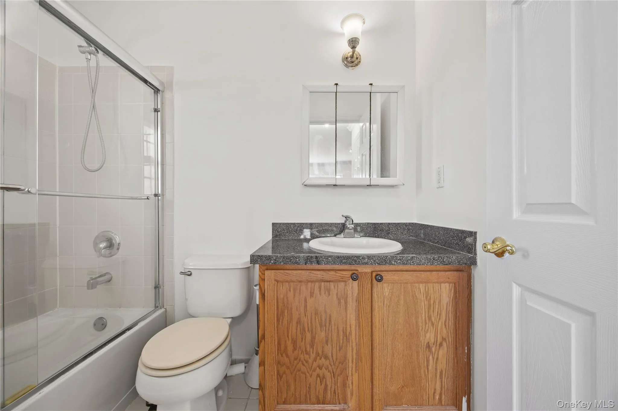 102 Surf Drive, New York, NY, 3 Bedrooms Bedrooms, 6 Rooms Rooms,2 BathroomsBathrooms,Residential,For Rent,Surf,0,1035885 102 Surf Drive, New York, NY, 3 Bedrooms Bedrooms, 6 Rooms Rooms,2 BathroomsBathrooms,Residential,For Rent,Surf,0,1035885