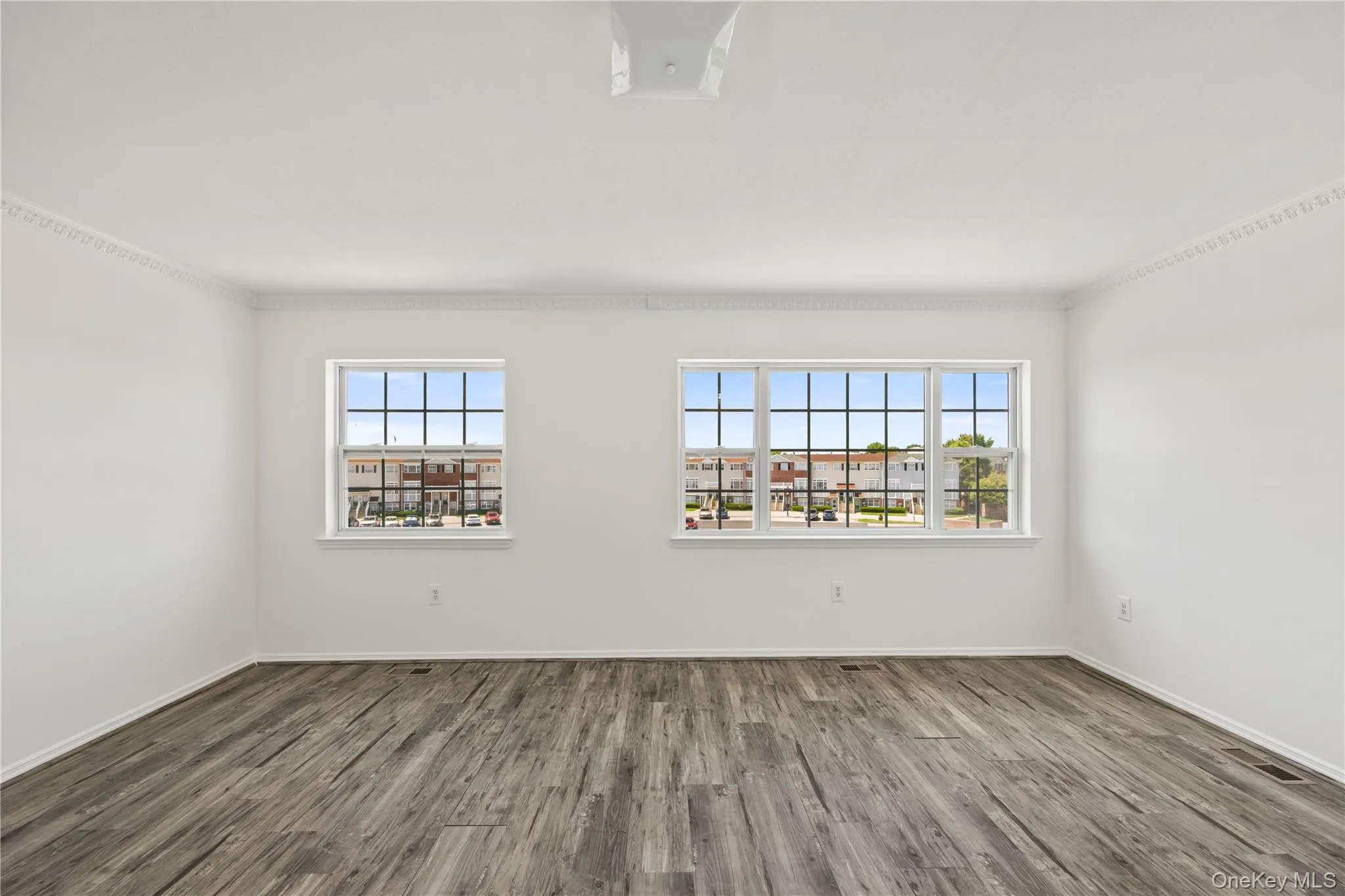 102 Surf Drive, New York, NY, 3 Bedrooms Bedrooms, 6 Rooms Rooms,2 BathroomsBathrooms,Residential,For Rent,Surf,0,1035885 102 Surf Drive, New York, NY, 3 Bedrooms Bedrooms, 6 Rooms Rooms,2 BathroomsBathrooms,Residential,For Rent,Surf,0,1035885