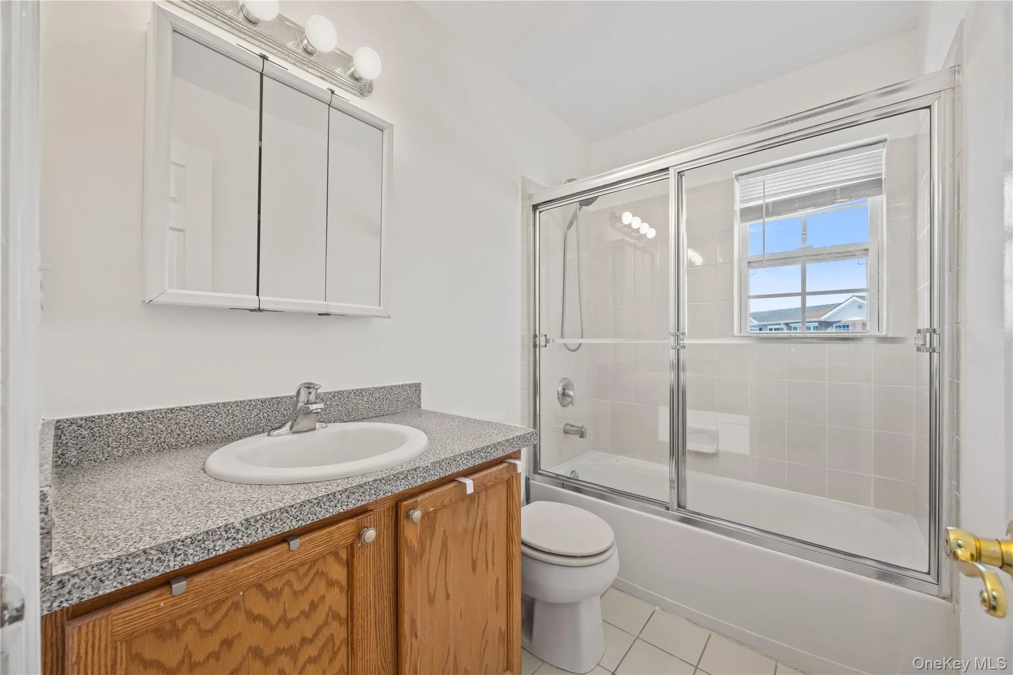 102 Surf Drive, New York, NY, 3 Bedrooms Bedrooms, 6 Rooms Rooms,2 BathroomsBathrooms,Residential,For Rent,Surf,0,1035885 102 Surf Drive, New York, NY, 3 Bedrooms Bedrooms, 6 Rooms Rooms,2 BathroomsBathrooms,Residential,For Rent,Surf,0,1035885