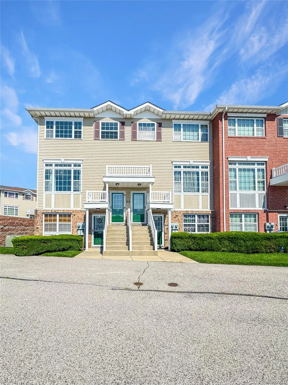 102 Surf Drive, New York, NY, 3 Bedrooms Bedrooms, 6 Rooms Rooms,2 BathroomsBathrooms,Residential,For Rent,Surf,0,1035885 102 Surf Drive, New York, NY, 3 Bedrooms Bedrooms, 6 Rooms Rooms,2 BathroomsBathrooms,Residential,For Rent,Surf,0,1035885