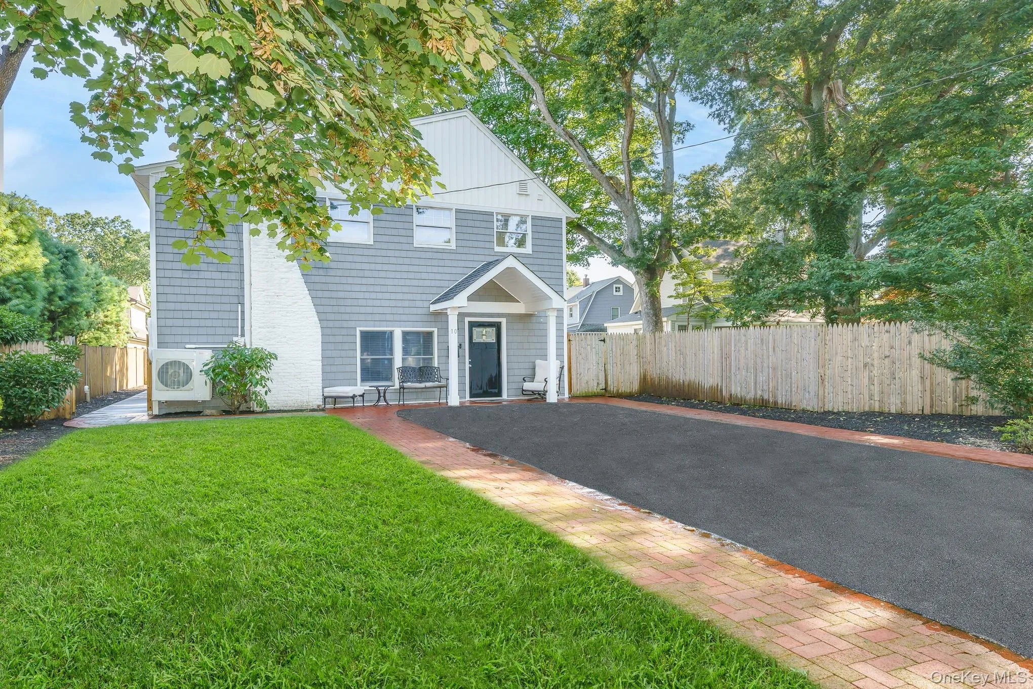 10 Hill Street, Huntington, NY, 5 Bedrooms Bedrooms, 11 Rooms Rooms,3 BathroomsBathrooms,Residential,For Rent,Hill,0,1035888 10 Hill Street, Huntington, NY, 5 Bedrooms Bedrooms, 11 Rooms Rooms,3 BathroomsBathrooms,Residential,For Rent,Hill,0,1035888