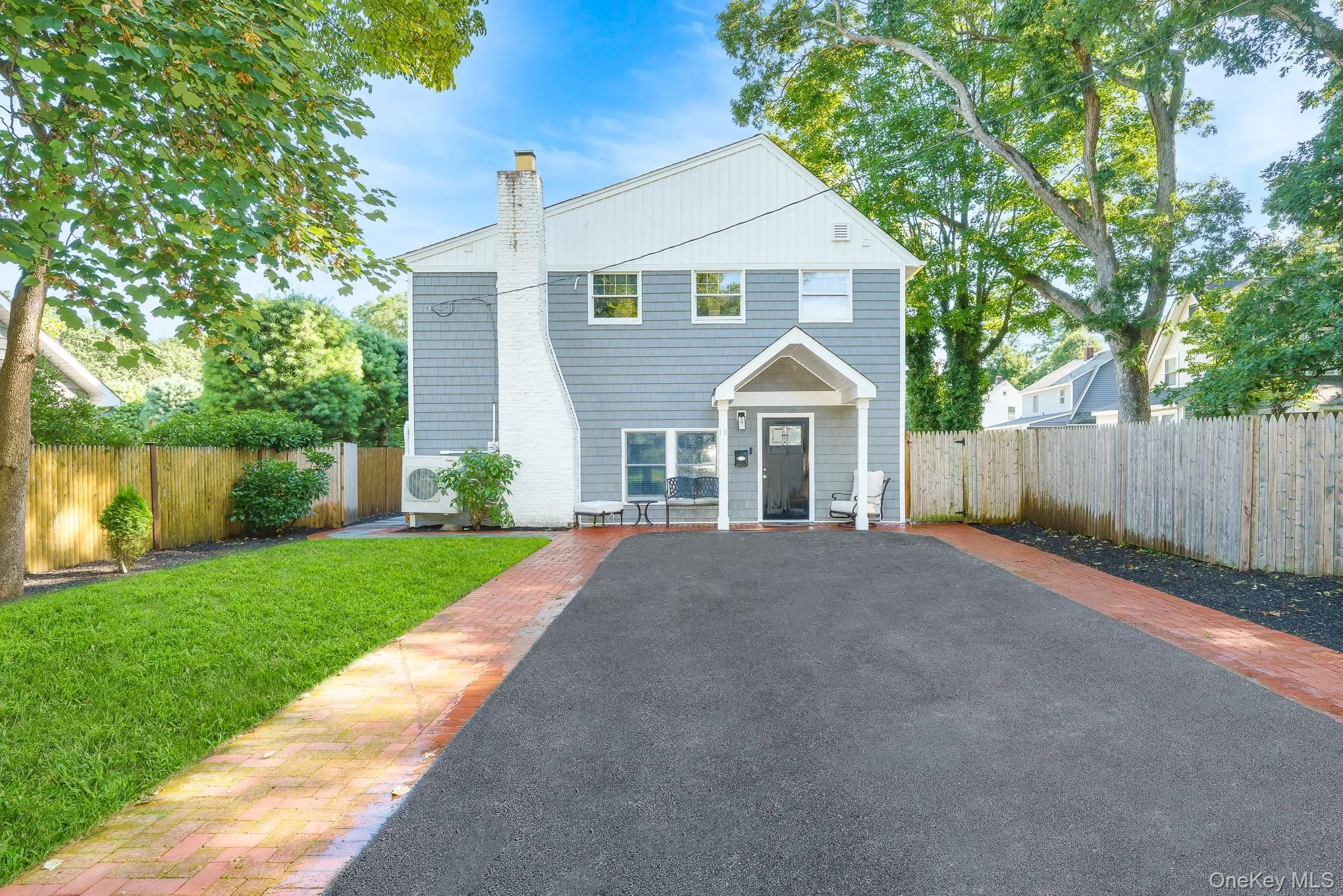 10 Hill Street, Huntington, NY, 5 Bedrooms Bedrooms, 11 Rooms Rooms,3 BathroomsBathrooms,Residential,For Rent,Hill,0,1035888 10 Hill Street, Huntington, NY, 5 Bedrooms Bedrooms, 11 Rooms Rooms,3 BathroomsBathrooms,Residential,For Rent,Hill,0,1035888