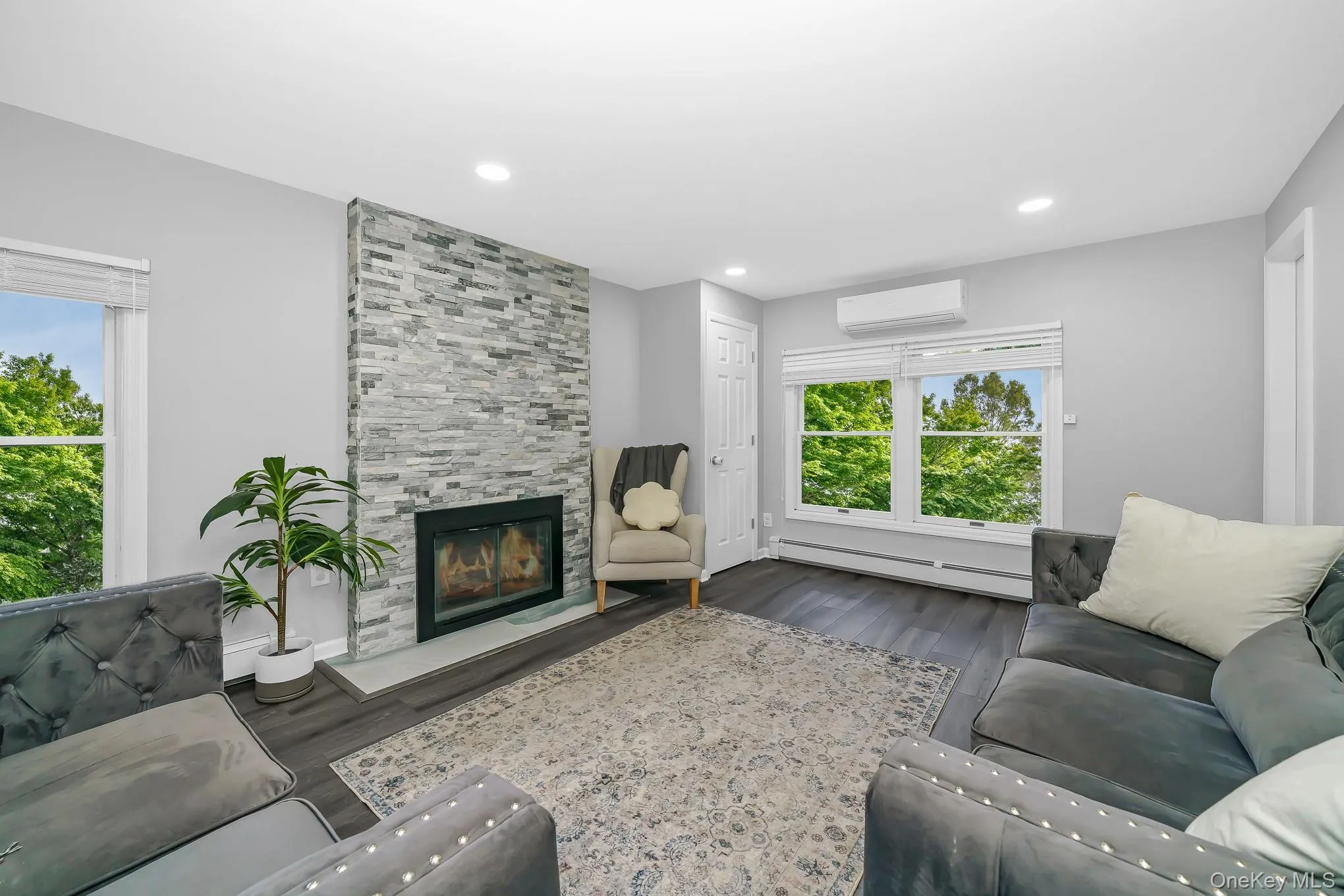 10 Hill Street, Huntington, NY, 5 Bedrooms Bedrooms, 11 Rooms Rooms,3 BathroomsBathrooms,Residential,For Rent,Hill,0,1035888 10 Hill Street, Huntington, NY, 5 Bedrooms Bedrooms, 11 Rooms Rooms,3 BathroomsBathrooms,Residential,For Rent,Hill,0,1035888