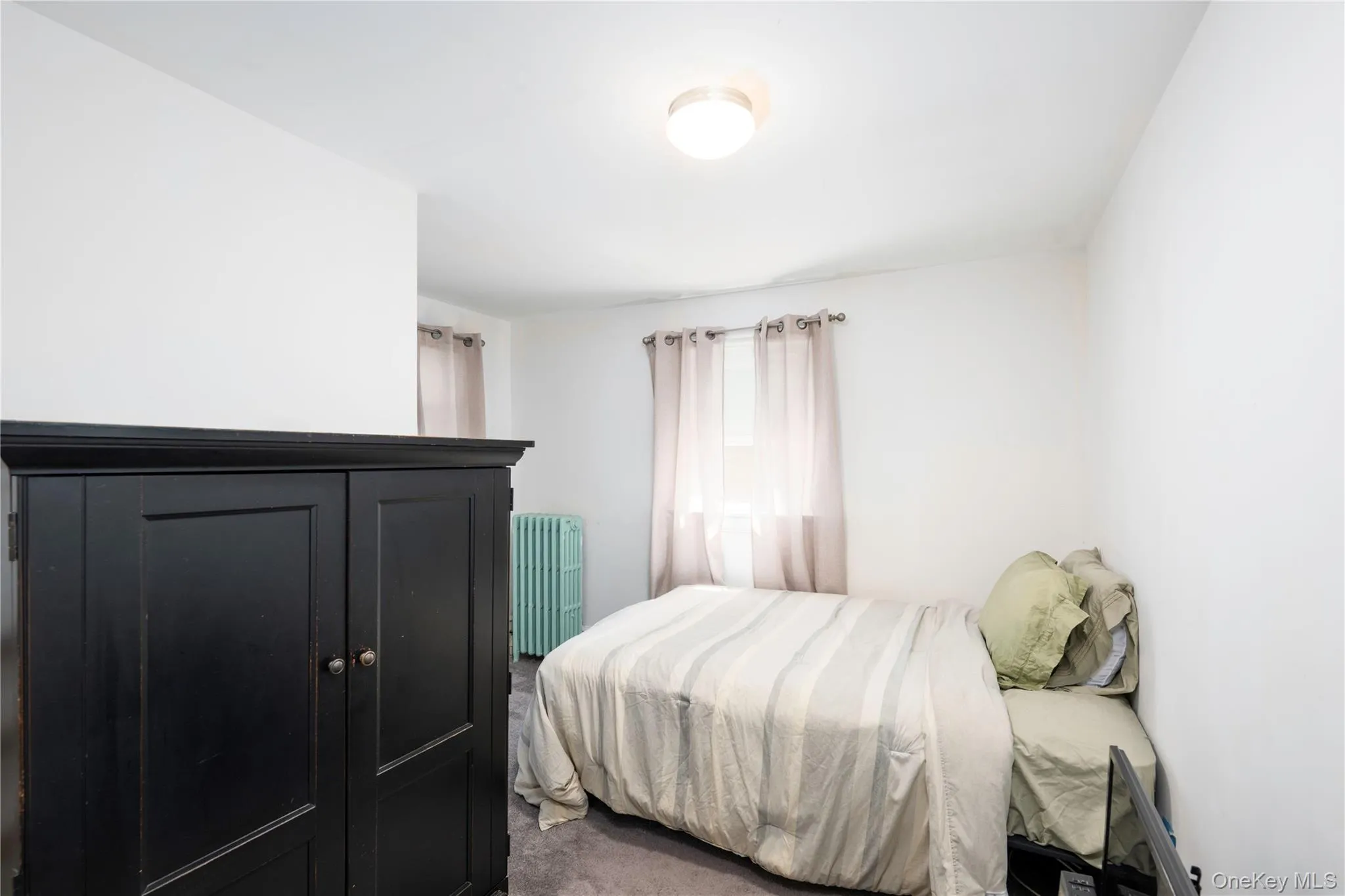 8 Mitchell Avenue, Poughkeepsie, NY, 3 Bedrooms Bedrooms, 9 Rooms Rooms,1 BathroomBathrooms,Residential,For Rent,Mitchell,0,1035889 8 Mitchell Avenue, Poughkeepsie, NY, 3 Bedrooms Bedrooms, 9 Rooms Rooms,1 BathroomBathrooms,Residential,For Rent,Mitchell,0,1035889