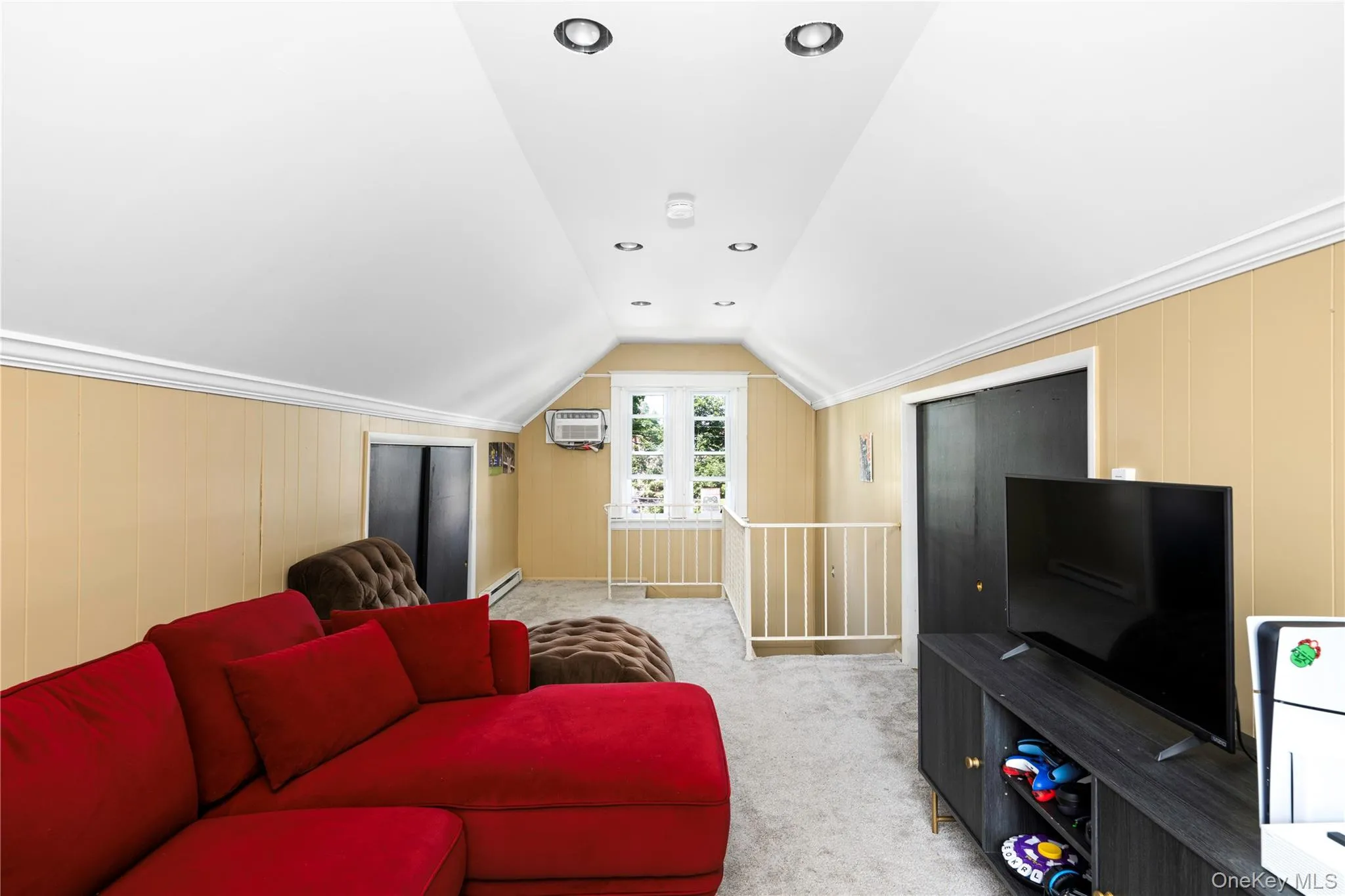 8 Mitchell Avenue, Poughkeepsie, NY, 3 Bedrooms Bedrooms, 9 Rooms Rooms,1 BathroomBathrooms,Residential,For Rent,Mitchell,0,1035889 8 Mitchell Avenue, Poughkeepsie, NY, 3 Bedrooms Bedrooms, 9 Rooms Rooms,1 BathroomBathrooms,Residential,For Rent,Mitchell,0,1035889