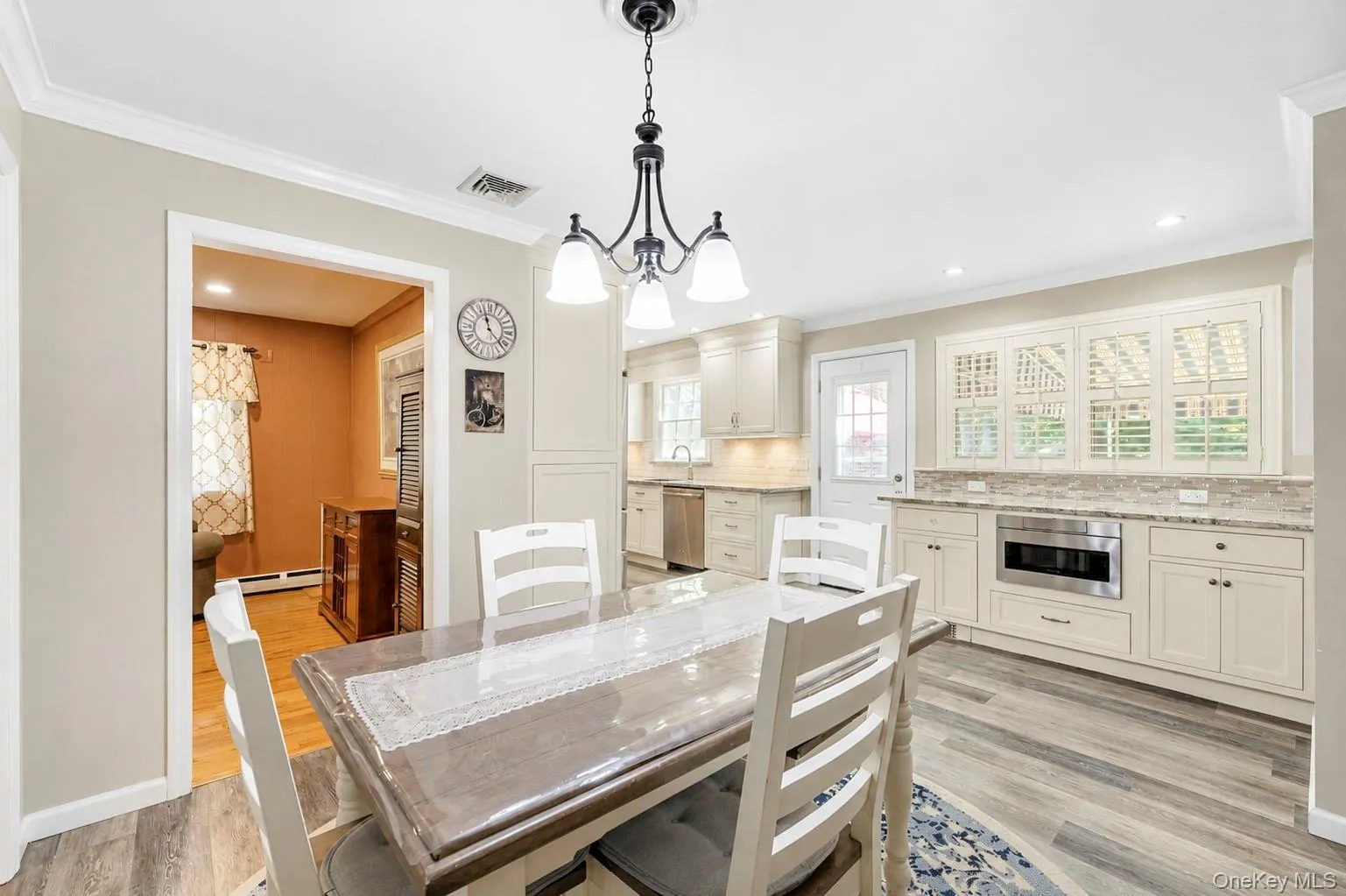 255 Lake Avenue, Smithtown, NY, 4 Bedrooms Bedrooms, 8 Rooms Rooms,2 BathroomsBathrooms,Residential,For Rent,Lake,0,1035890 255 Lake Avenue, Smithtown, NY, 4 Bedrooms Bedrooms, 8 Rooms Rooms,2 BathroomsBathrooms,Residential,For Rent,Lake,0,1035890