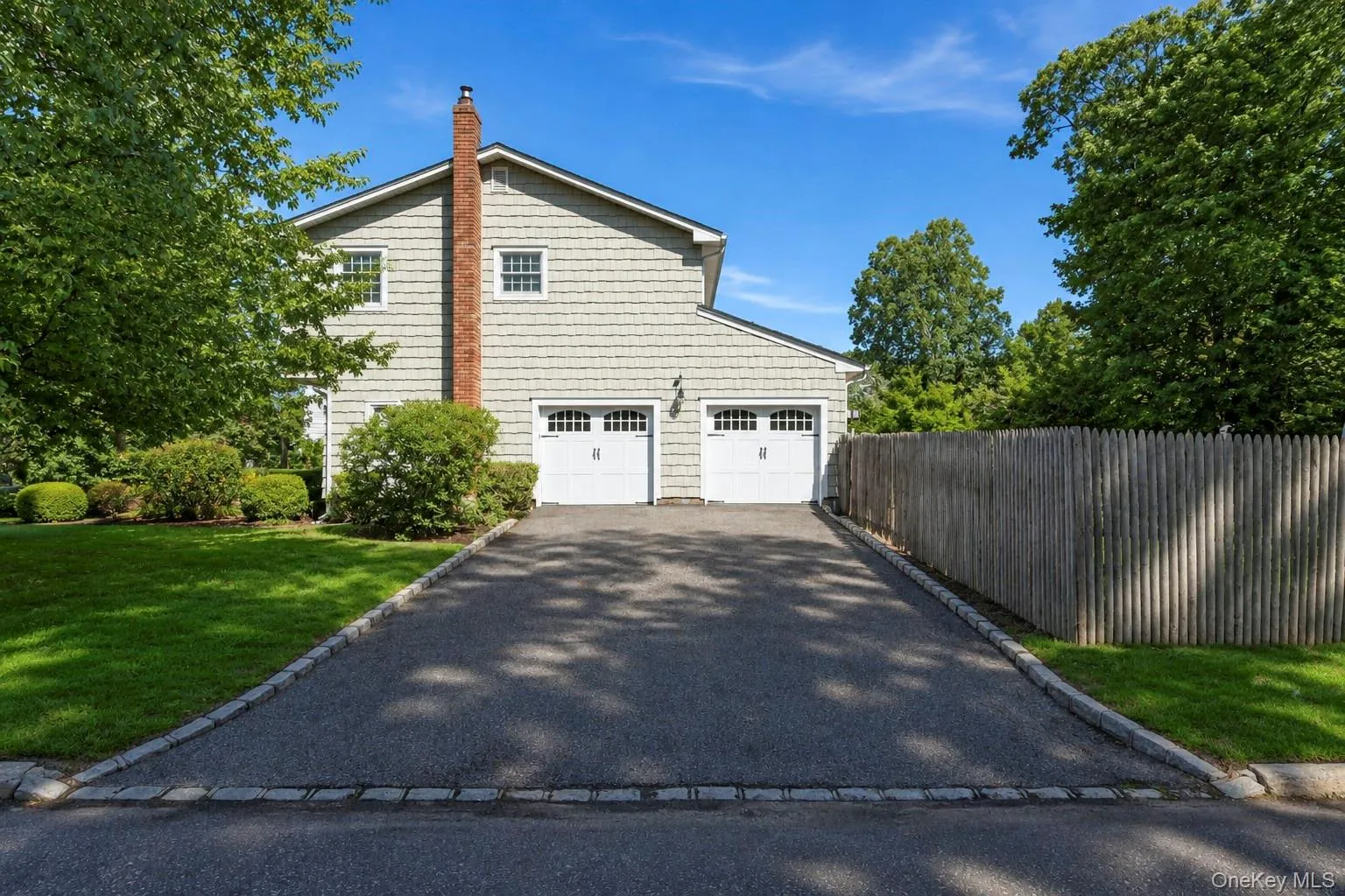 255 Lake Avenue, Smithtown, NY, 4 Bedrooms Bedrooms, 8 Rooms Rooms,2 BathroomsBathrooms,Residential,For Rent,Lake,0,1035890 255 Lake Avenue, Smithtown, NY, 4 Bedrooms Bedrooms, 8 Rooms Rooms,2 BathroomsBathrooms,Residential,For Rent,Lake,0,1035890