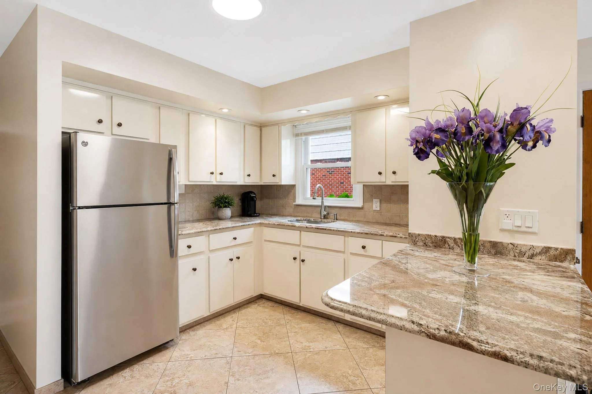 164-30 85th Street, New York, NY, 4 Bedrooms Bedrooms, 9 Rooms Rooms,3 BathroomsBathrooms,Residential,For Rent,85th,0,1035891 164-30 85th Street, New York, NY, 4 Bedrooms Bedrooms, 9 Rooms Rooms,3 BathroomsBathrooms,Residential,For Rent,85th,0,1035891