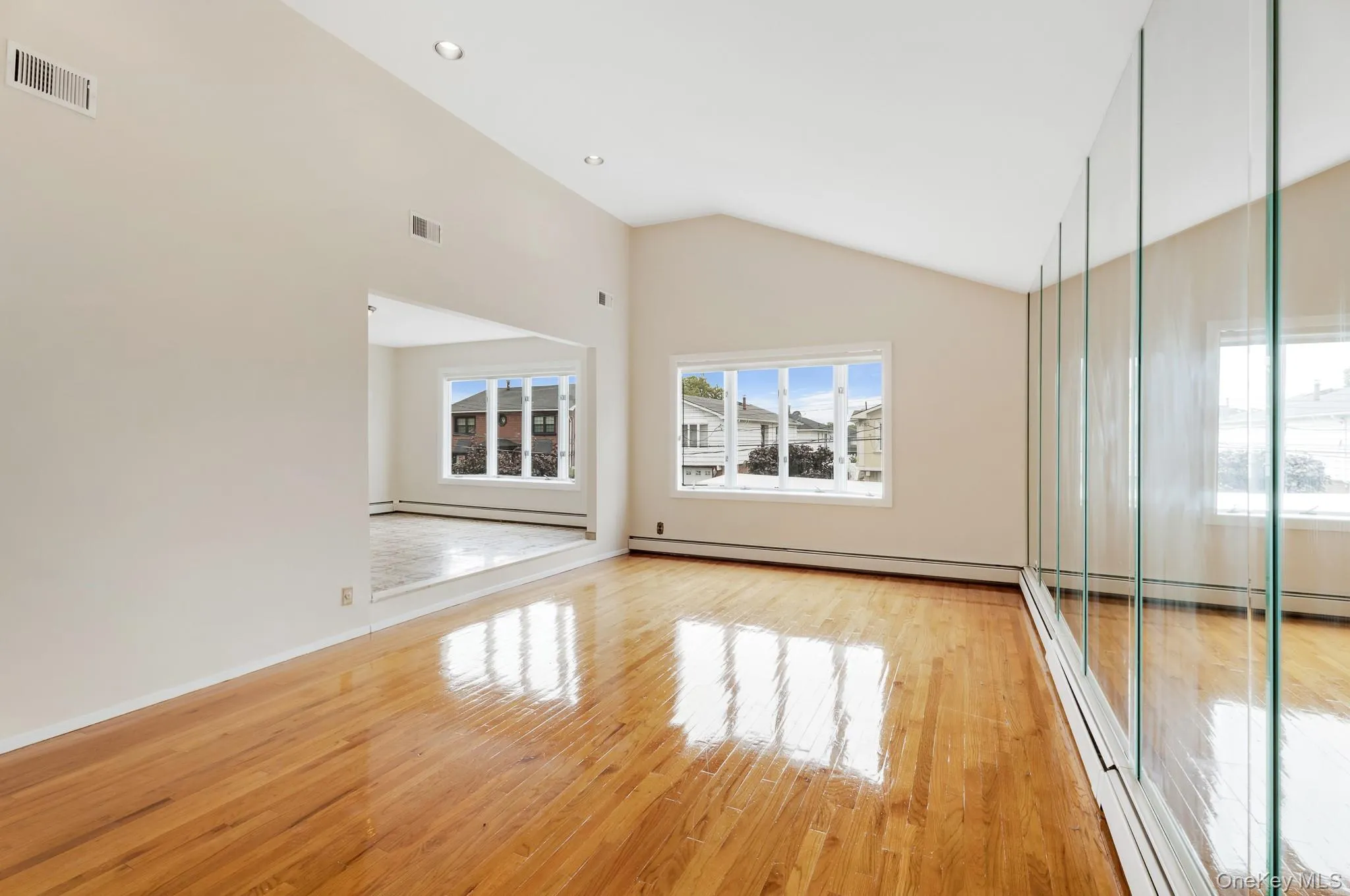 164-30 85th Street, New York, NY, 4 Bedrooms Bedrooms, 9 Rooms Rooms,3 BathroomsBathrooms,Residential,For Rent,85th,0,1035891 164-30 85th Street, New York, NY, 4 Bedrooms Bedrooms, 9 Rooms Rooms,3 BathroomsBathrooms,Residential,For Rent,85th,0,1035891