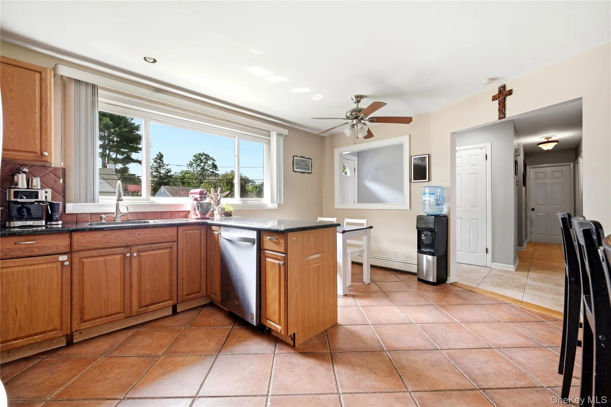 96 12th Street, Huntington, NY, 3 Bedrooms Bedrooms, 6 Rooms Rooms,1 BathroomBathrooms,Residential,For Rent,12th,0,1035892 96 12th Street, Huntington, NY, 3 Bedrooms Bedrooms, 6 Rooms Rooms,1 BathroomBathrooms,Residential,For Rent,12th,0,1035892