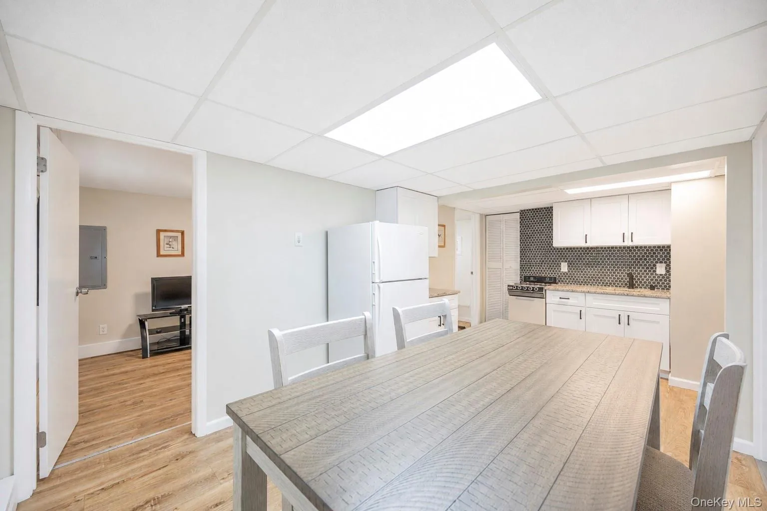 34 Forest Avenue, Brookhaven, NY, 5 Bedrooms Bedrooms, 10 Rooms Rooms,2 BathroomsBathrooms,Residential,For Rent,Forest,0,1035893 34 Forest Avenue, Brookhaven, NY, 5 Bedrooms Bedrooms, 10 Rooms Rooms,2 BathroomsBathrooms,Residential,For Rent,Forest,0,1035893