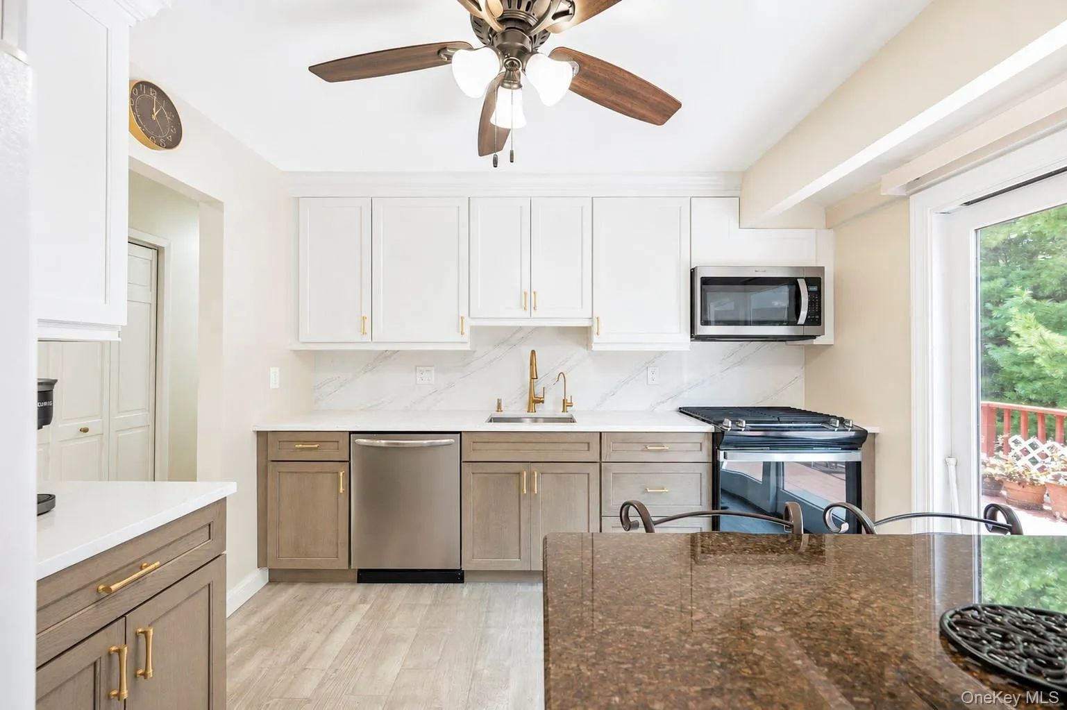 34 Forest Avenue, Brookhaven, NY, 5 Bedrooms Bedrooms, 10 Rooms Rooms,2 BathroomsBathrooms,Residential,For Rent,Forest,0,1035893 34 Forest Avenue, Brookhaven, NY, 5 Bedrooms Bedrooms, 10 Rooms Rooms,2 BathroomsBathrooms,Residential,For Rent,Forest,0,1035893