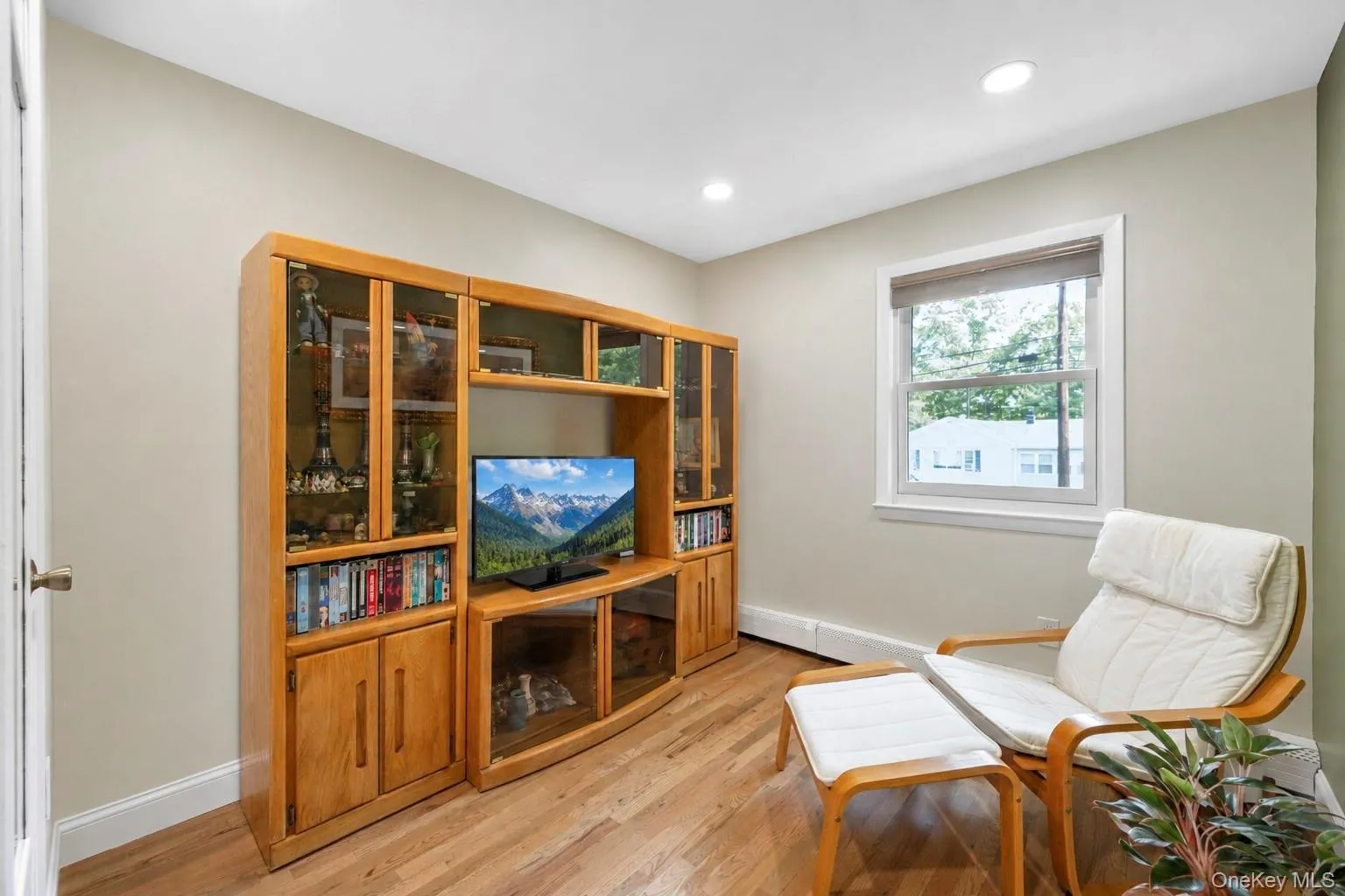 34 Forest Avenue, Brookhaven, NY, 5 Bedrooms Bedrooms, 10 Rooms Rooms,2 BathroomsBathrooms,Residential,For Rent,Forest,0,1035893 34 Forest Avenue, Brookhaven, NY, 5 Bedrooms Bedrooms, 10 Rooms Rooms,2 BathroomsBathrooms,Residential,For Rent,Forest,0,1035893