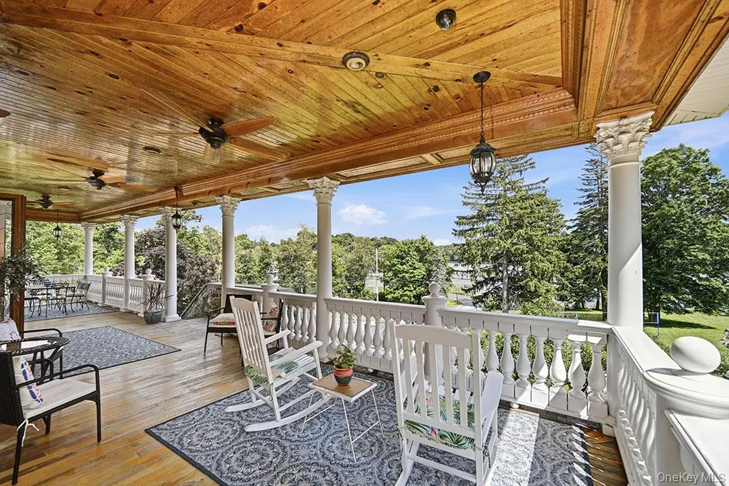 7 Lake Avenue, Monroe, NY, 5 Bedrooms Bedrooms, 10 Rooms Rooms,3 BathroomsBathrooms,Residential,For Rent,Lake,0,1035894 7 Lake Avenue, Monroe, NY, 5 Bedrooms Bedrooms, 10 Rooms Rooms,3 BathroomsBathrooms,Residential,For Rent,Lake,0,1035894
