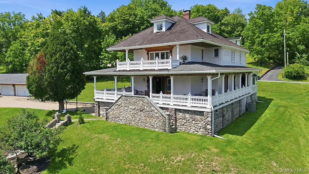 7 Lake Avenue, Monroe, NY, 5 Bedrooms Bedrooms, 10 Rooms Rooms,3 BathroomsBathrooms,Residential,For Rent,Lake,0,1035894 7 Lake Avenue, Monroe, NY, 5 Bedrooms Bedrooms, 10 Rooms Rooms,3 BathroomsBathrooms,Residential,For Rent,Lake,0,1035894