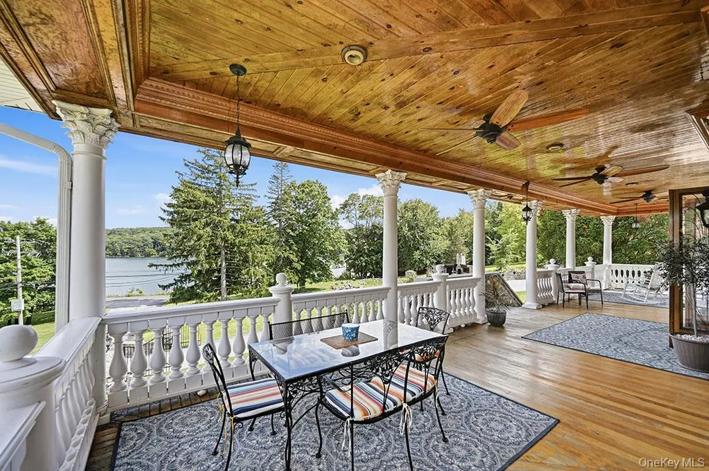 7 Lake Avenue, Monroe, NY, 5 Bedrooms Bedrooms, 10 Rooms Rooms,3 BathroomsBathrooms,Residential,For Rent,Lake,0,1035894 7 Lake Avenue, Monroe, NY, 5 Bedrooms Bedrooms, 10 Rooms Rooms,3 BathroomsBathrooms,Residential,For Rent,Lake,0,1035894