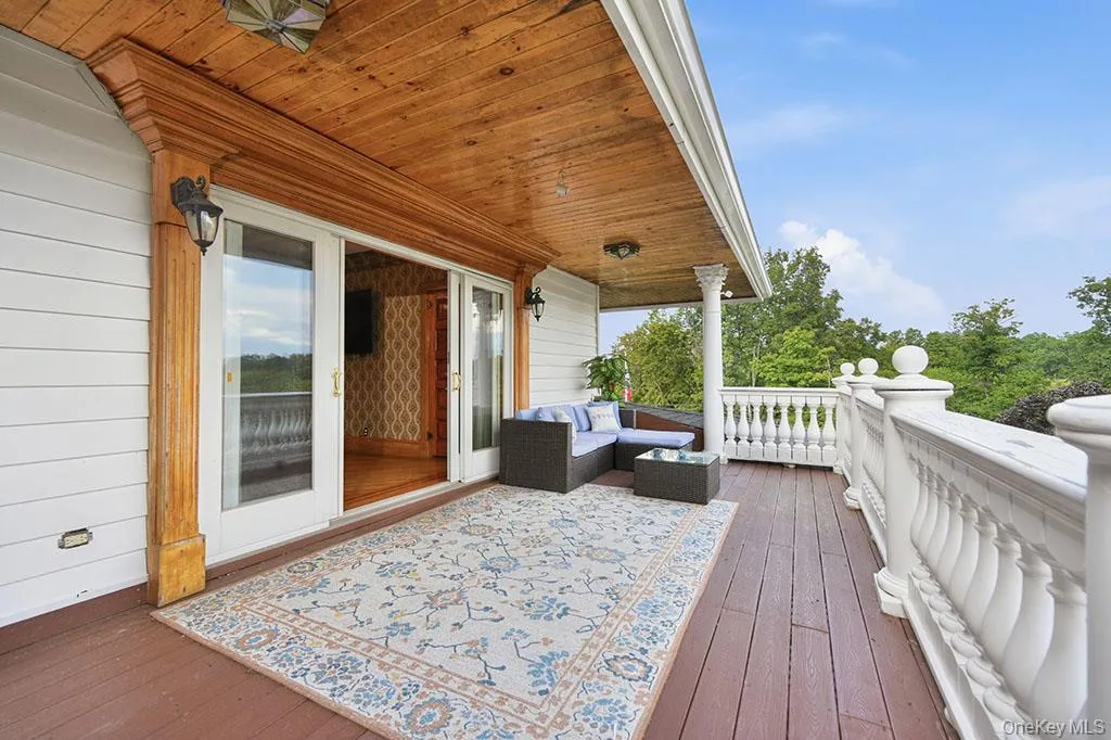 7 Lake Avenue, Monroe, NY, 5 Bedrooms Bedrooms, 10 Rooms Rooms,3 BathroomsBathrooms,Residential,For Rent,Lake,0,1035894 7 Lake Avenue, Monroe, NY, 5 Bedrooms Bedrooms, 10 Rooms Rooms,3 BathroomsBathrooms,Residential,For Rent,Lake,0,1035894