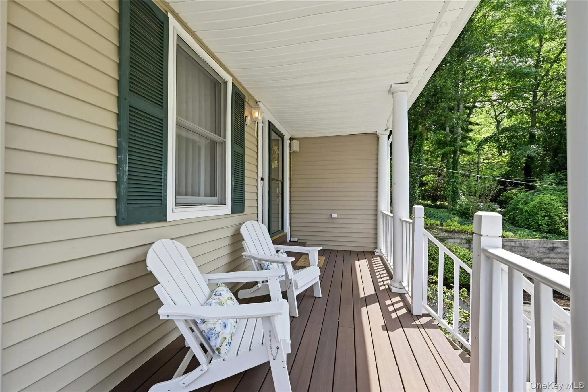 Charming porch Charming porch