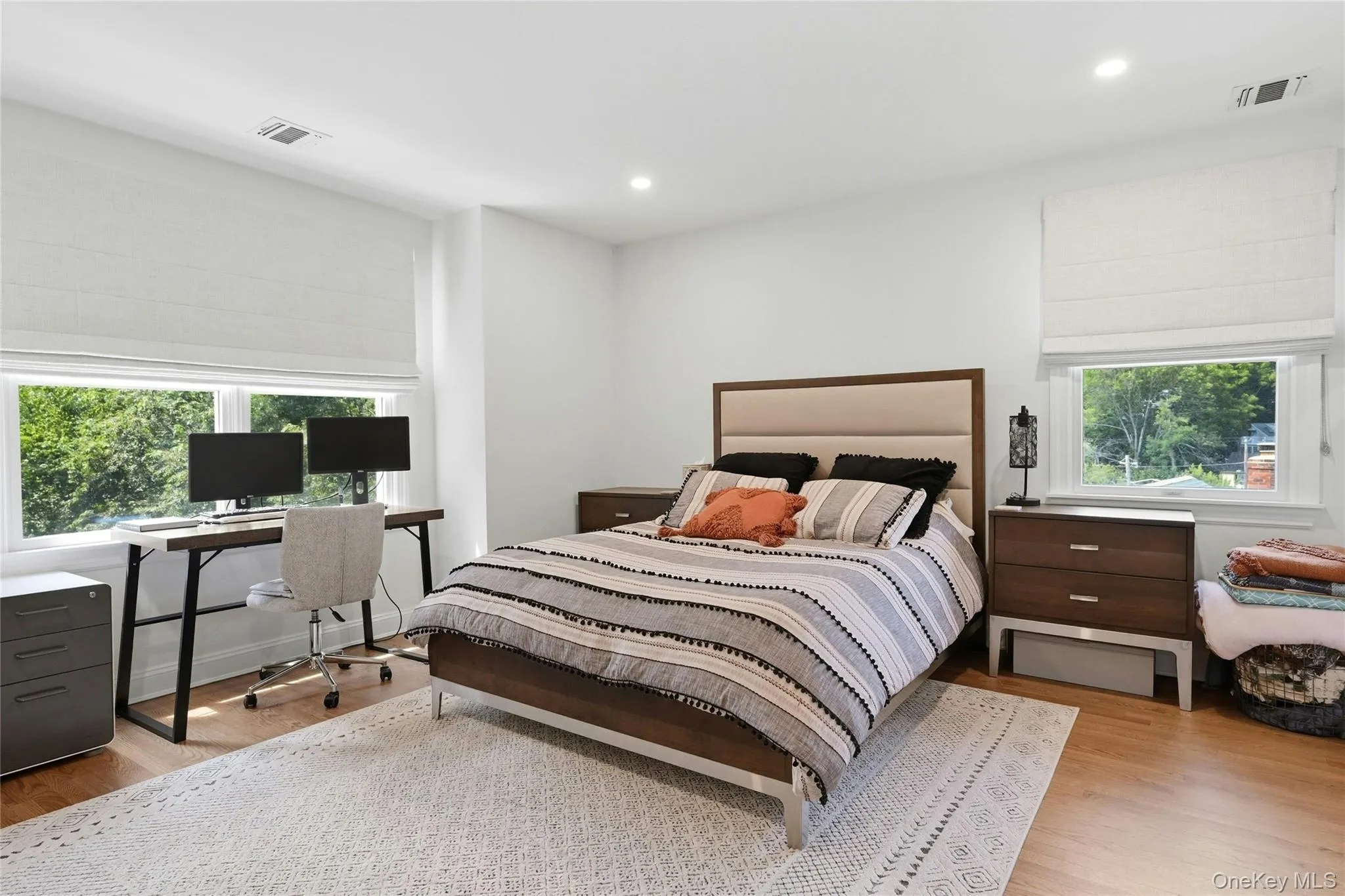 Bedroom #2, large enough for king-size bed Bedroom #2, large enough for king-size bed
