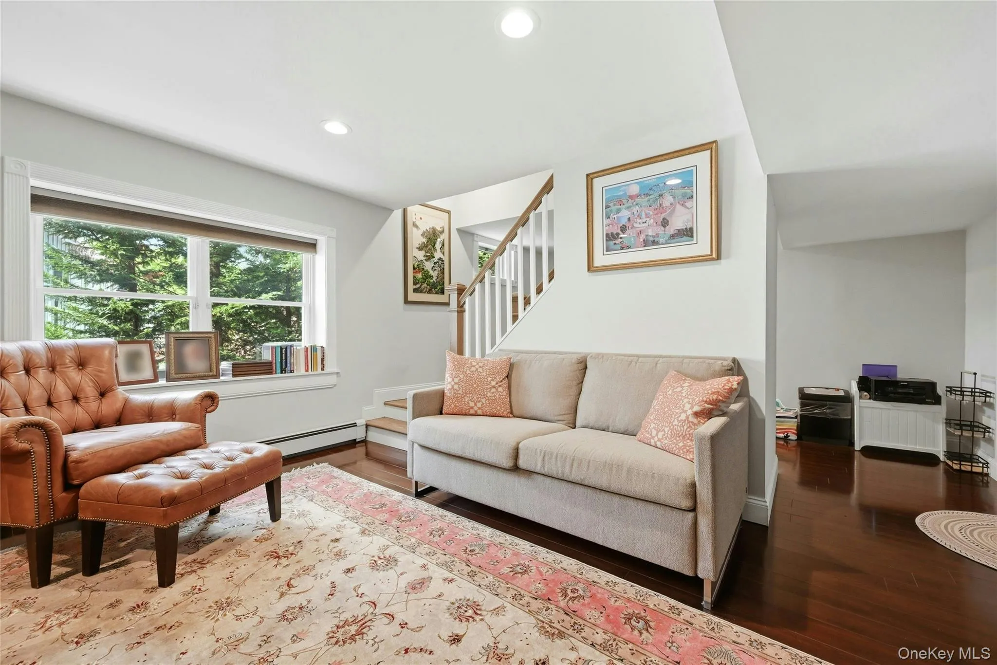 Recessed ceiling lighting, wood flooring Recessed ceiling lighting, wood flooring