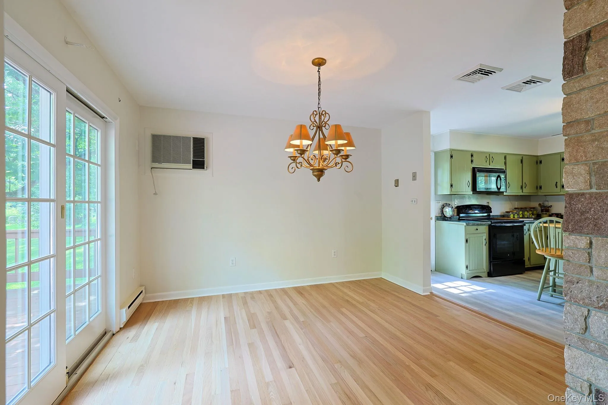 58 Edgehill Drive, Wappinger, NY, 3 Bedrooms Bedrooms, 9 Rooms Rooms,2 BathroomsBathrooms,Residential,For Rent,Edgehill,0,1035904 58 Edgehill Drive, Wappinger, NY, 3 Bedrooms Bedrooms, 9 Rooms Rooms,2 BathroomsBathrooms,Residential,For Rent,Edgehill,0,1035904