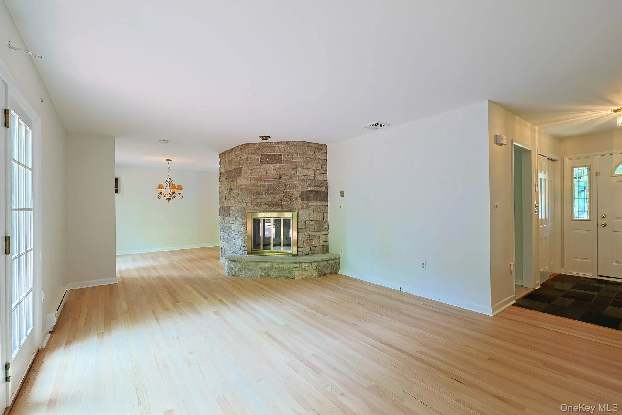 Open concept to dining room Open concept to dining room