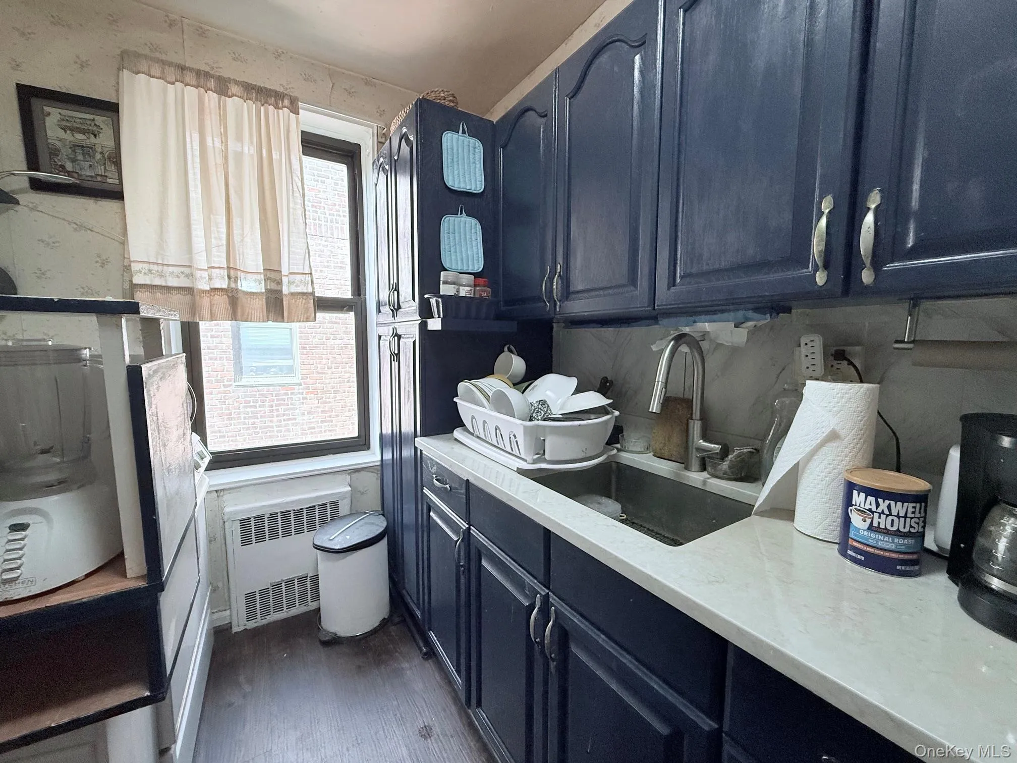 83-05 98 Street, New York, NY, 2 Bedrooms Bedrooms, 4 Rooms Rooms,1 BathroomBathrooms,Residential,For Rent,98,0,1035907 83-05 98 Street, New York, NY, 2 Bedrooms Bedrooms, 4 Rooms Rooms,1 BathroomBathrooms,Residential,For Rent,98,0,1035907
