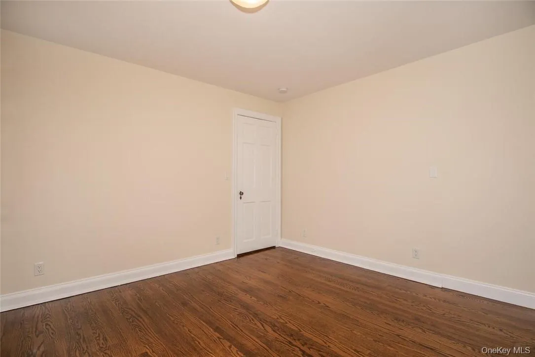 227 Main Street, Orangetown, NY, 2 Bedrooms Bedrooms, 5 Rooms Rooms,1 BathroomBathrooms,Residential Lease,For Rent,Main,0,1035908 227 Main Street, Orangetown, NY, 2 Bedrooms Bedrooms, 5 Rooms Rooms,1 BathroomBathrooms,Residential Lease,For Rent,Main,0,1035908