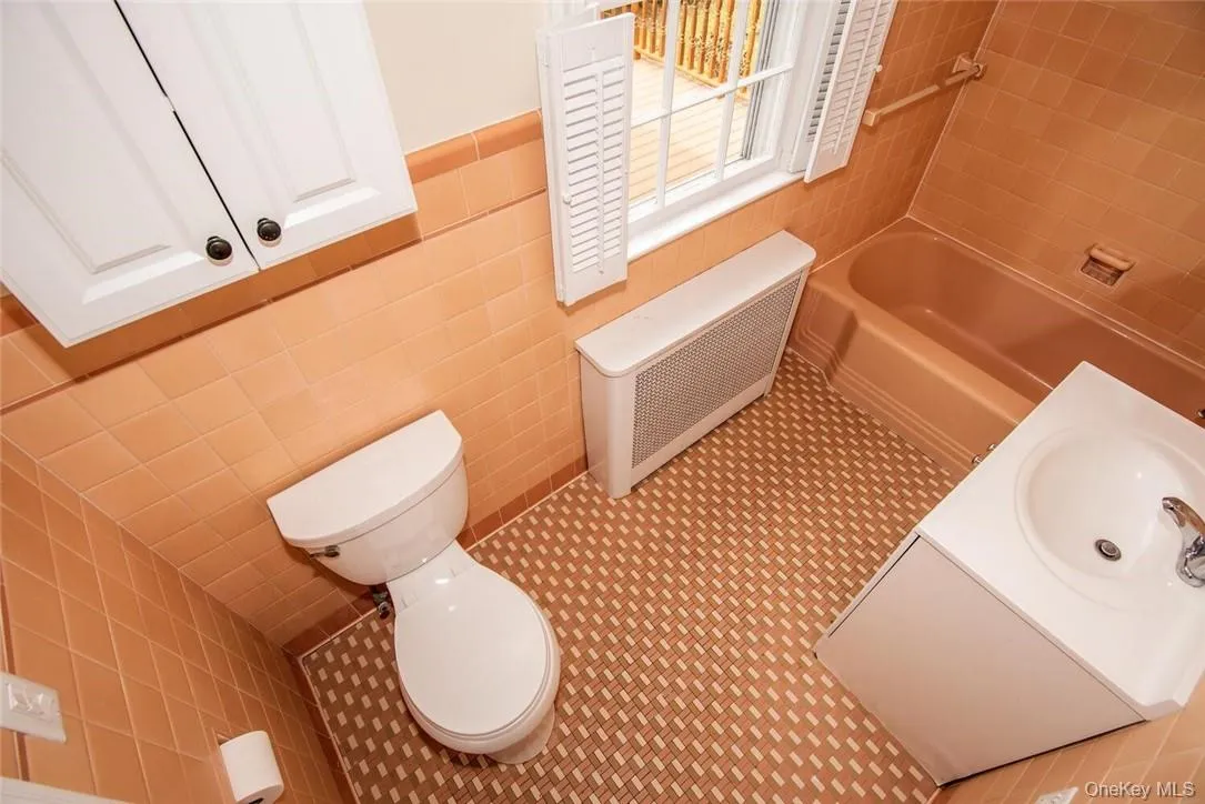 227 Main Street, Orangetown, NY, 2 Bedrooms Bedrooms, 5 Rooms Rooms,1 BathroomBathrooms,Residential Lease,For Rent,Main,0,1035908 227 Main Street, Orangetown, NY, 2 Bedrooms Bedrooms, 5 Rooms Rooms,1 BathroomBathrooms,Residential Lease,For Rent,Main,0,1035908