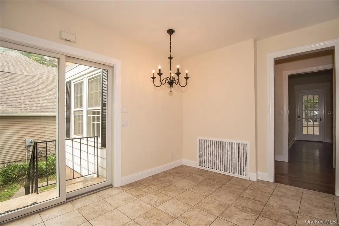 227 Main Street, Orangetown, NY, 2 Bedrooms Bedrooms, 5 Rooms Rooms,1 BathroomBathrooms,Residential Lease,For Rent,Main,0,1035908 227 Main Street, Orangetown, NY, 2 Bedrooms Bedrooms, 5 Rooms Rooms,1 BathroomBathrooms,Residential Lease,For Rent,Main,0,1035908