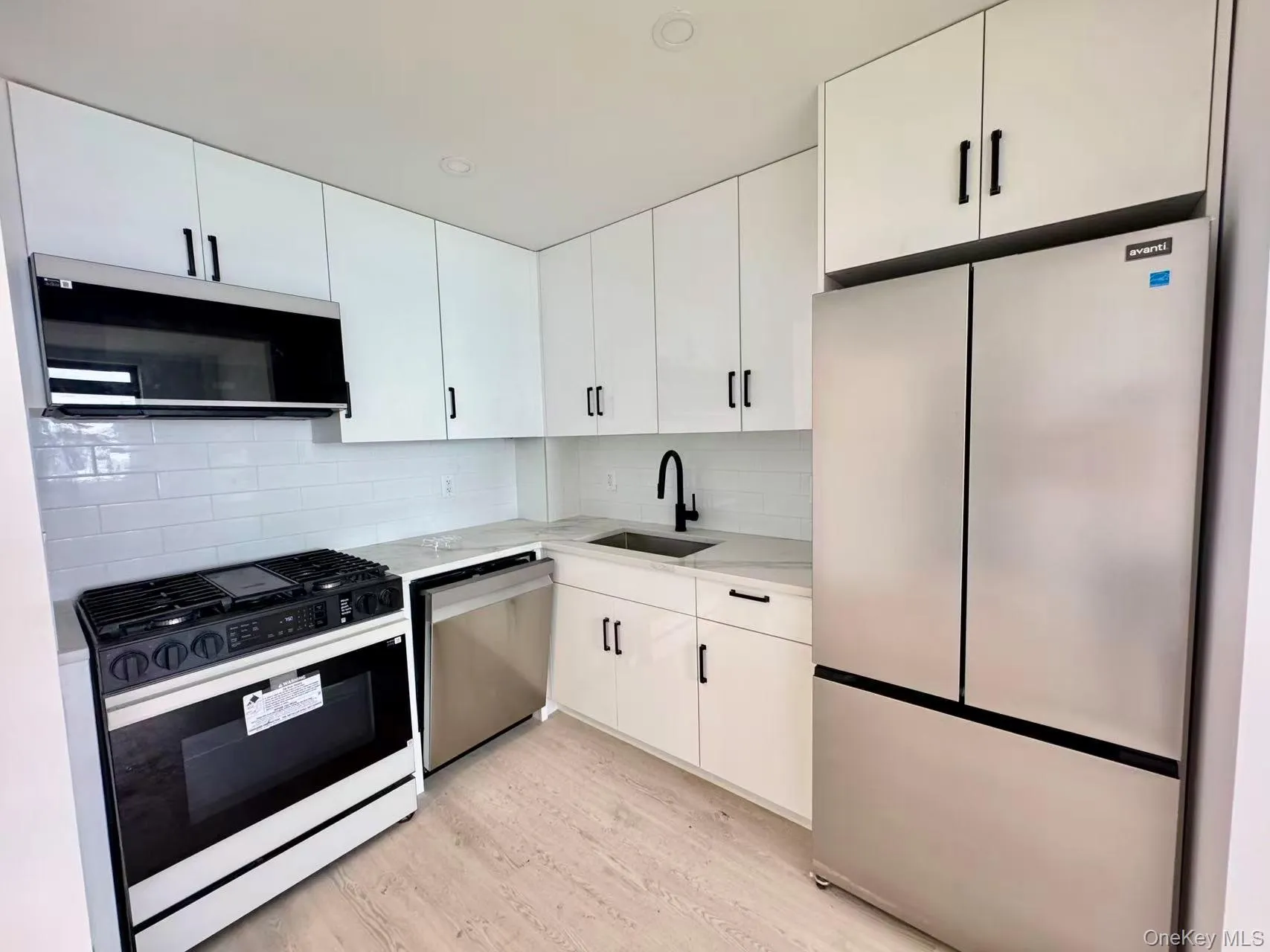 1434 110th Street, New York, NY, 1 Bedroom Bedrooms, 3 Rooms Rooms,1 BathroomBathrooms,Residential,For Rent,110th,0,1035912 1434 110th Street, New York, NY, 1 Bedroom Bedrooms, 3 Rooms Rooms,1 BathroomBathrooms,Residential,For Rent,110th,0,1035912