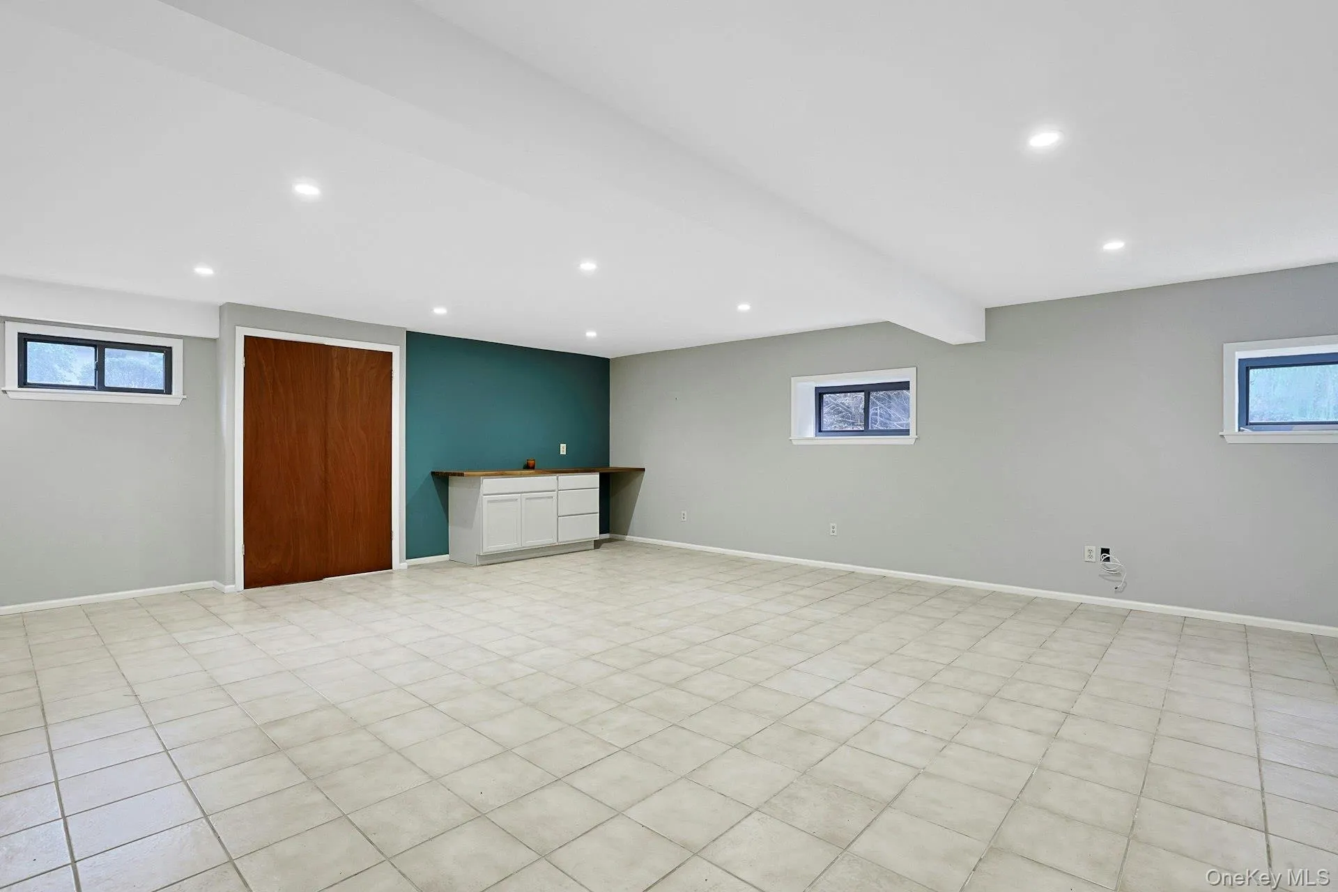 3 Sasson Terrace, Clarkstown, NY, 5 Bedrooms Bedrooms, 9 Rooms Rooms,3 BathroomsBathrooms,Residential,For Rent,Sasson,0,1035913 3 Sasson Terrace, Clarkstown, NY, 5 Bedrooms Bedrooms, 9 Rooms Rooms,3 BathroomsBathrooms,Residential,For Rent,Sasson,0,1035913