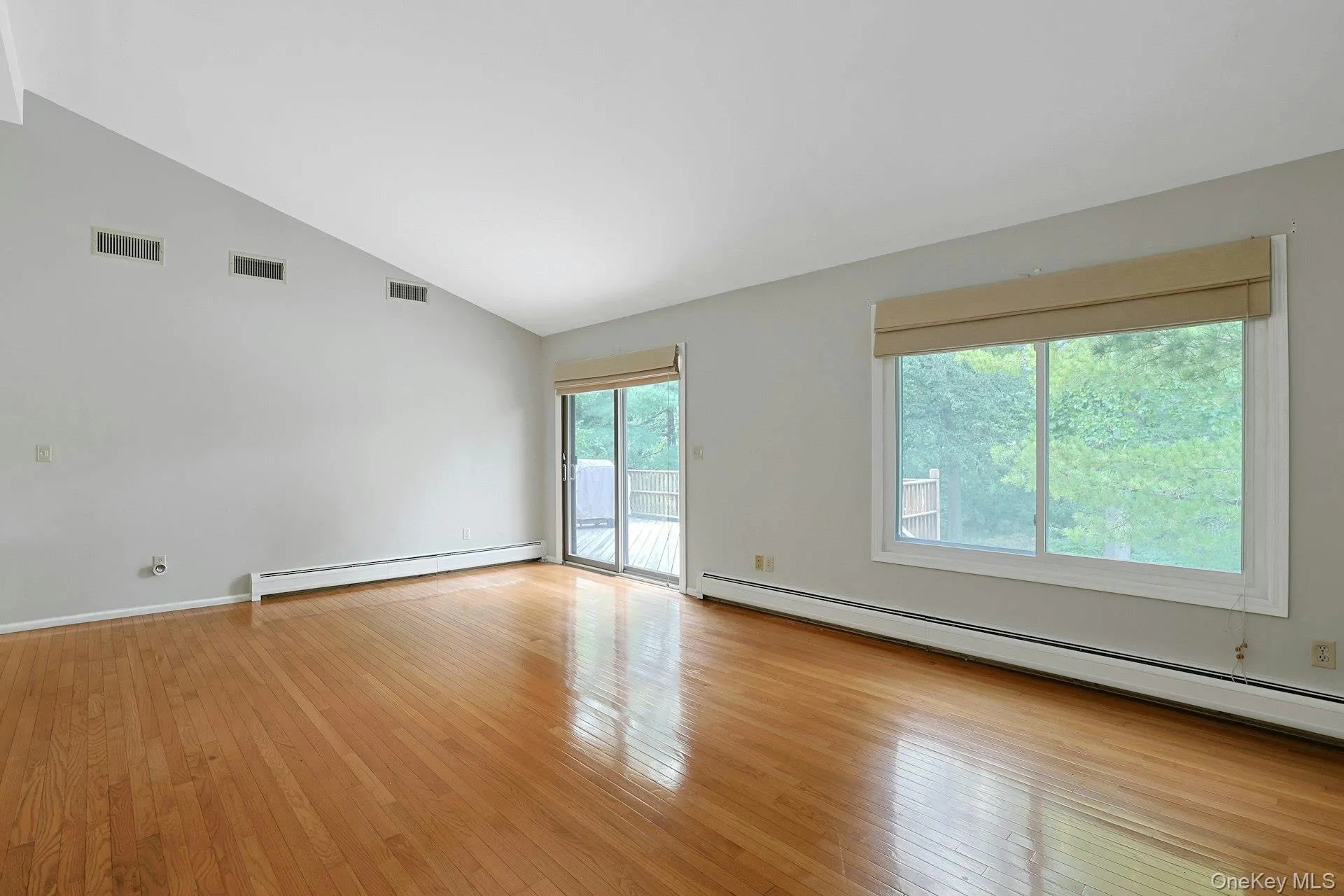 3 Sasson Terrace, Clarkstown, NY, 5 Bedrooms Bedrooms, 9 Rooms Rooms,3 BathroomsBathrooms,Residential,For Rent,Sasson,0,1035913 3 Sasson Terrace, Clarkstown, NY, 5 Bedrooms Bedrooms, 9 Rooms Rooms,3 BathroomsBathrooms,Residential,For Rent,Sasson,0,1035913