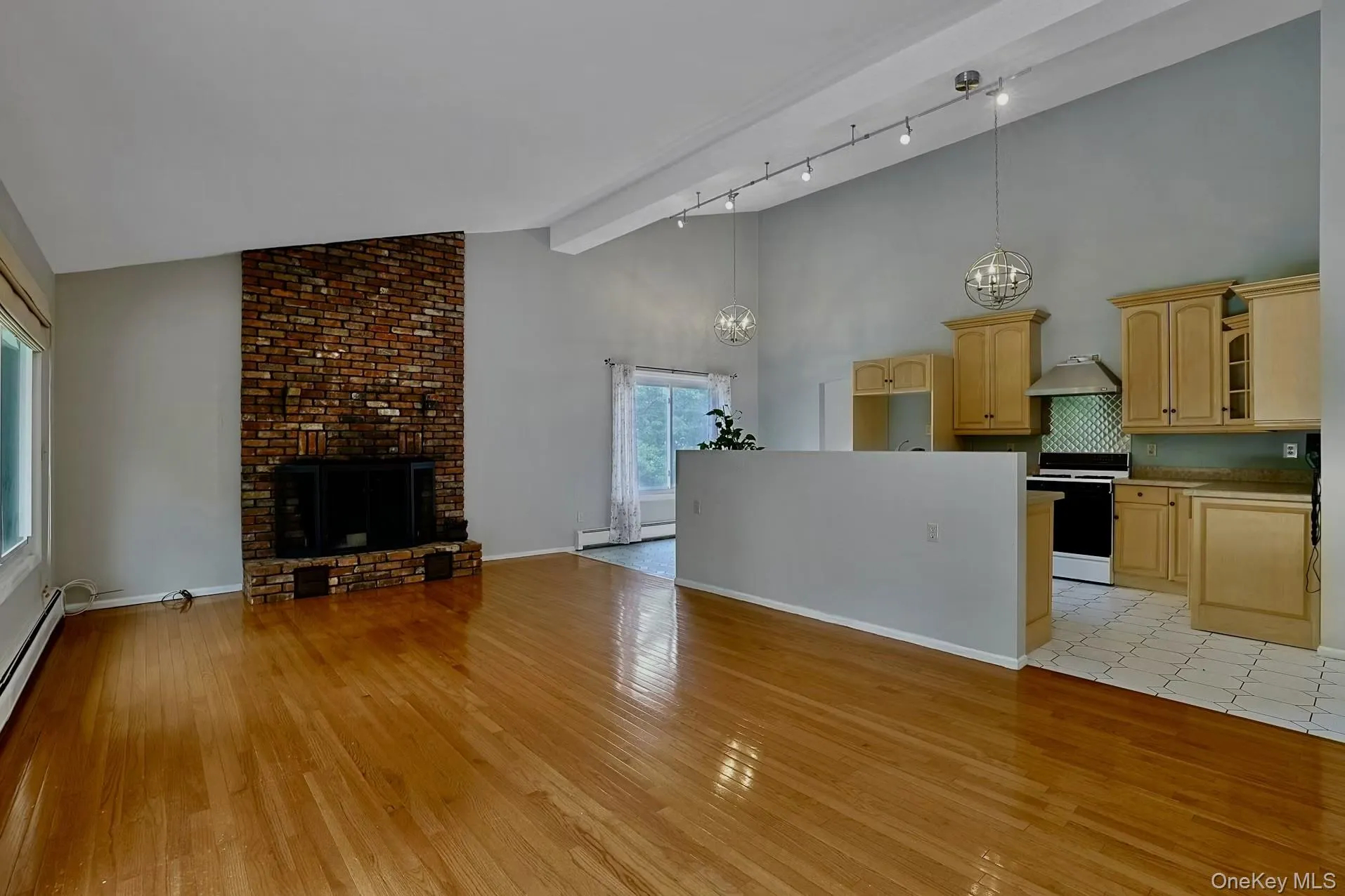 3 Sasson Terrace, Clarkstown, NY, 5 Bedrooms Bedrooms, 9 Rooms Rooms,3 BathroomsBathrooms,Residential,For Rent,Sasson,0,1035913 3 Sasson Terrace, Clarkstown, NY, 5 Bedrooms Bedrooms, 9 Rooms Rooms,3 BathroomsBathrooms,Residential,For Rent,Sasson,0,1035913