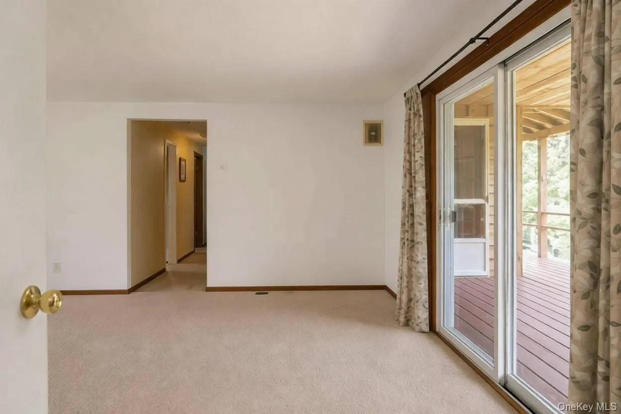 740 Wallkill Avenue, Crawford, NY, 4 Bedrooms Bedrooms, 10 Rooms Rooms,2 BathroomsBathrooms,Residential,For Rent,Wallkill,0,1035923 740 Wallkill Avenue, Crawford, NY, 4 Bedrooms Bedrooms, 10 Rooms Rooms,2 BathroomsBathrooms,Residential,For Rent,Wallkill,0,1035923