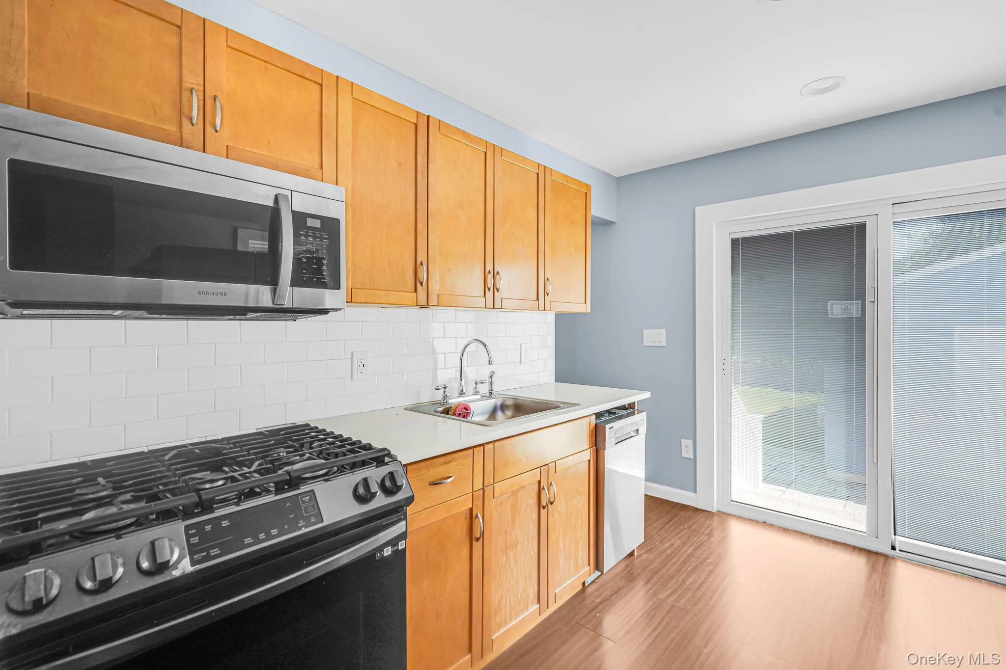 646 7th Street, Babylon, NY, 3 Bedrooms Bedrooms, 6 Rooms Rooms,2 BathroomsBathrooms,Residential,For Rent,7th,0,1035925 646 7th Street, Babylon, NY, 3 Bedrooms Bedrooms, 6 Rooms Rooms,2 BathroomsBathrooms,Residential,For Rent,7th,0,1035925