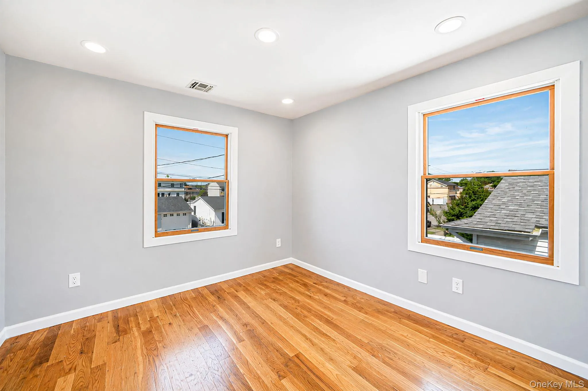 646 7th Street, Babylon, NY, 3 Bedrooms Bedrooms, 6 Rooms Rooms,2 BathroomsBathrooms,Residential,For Rent,7th,0,1035925 646 7th Street, Babylon, NY, 3 Bedrooms Bedrooms, 6 Rooms Rooms,2 BathroomsBathrooms,Residential,For Rent,7th,0,1035925