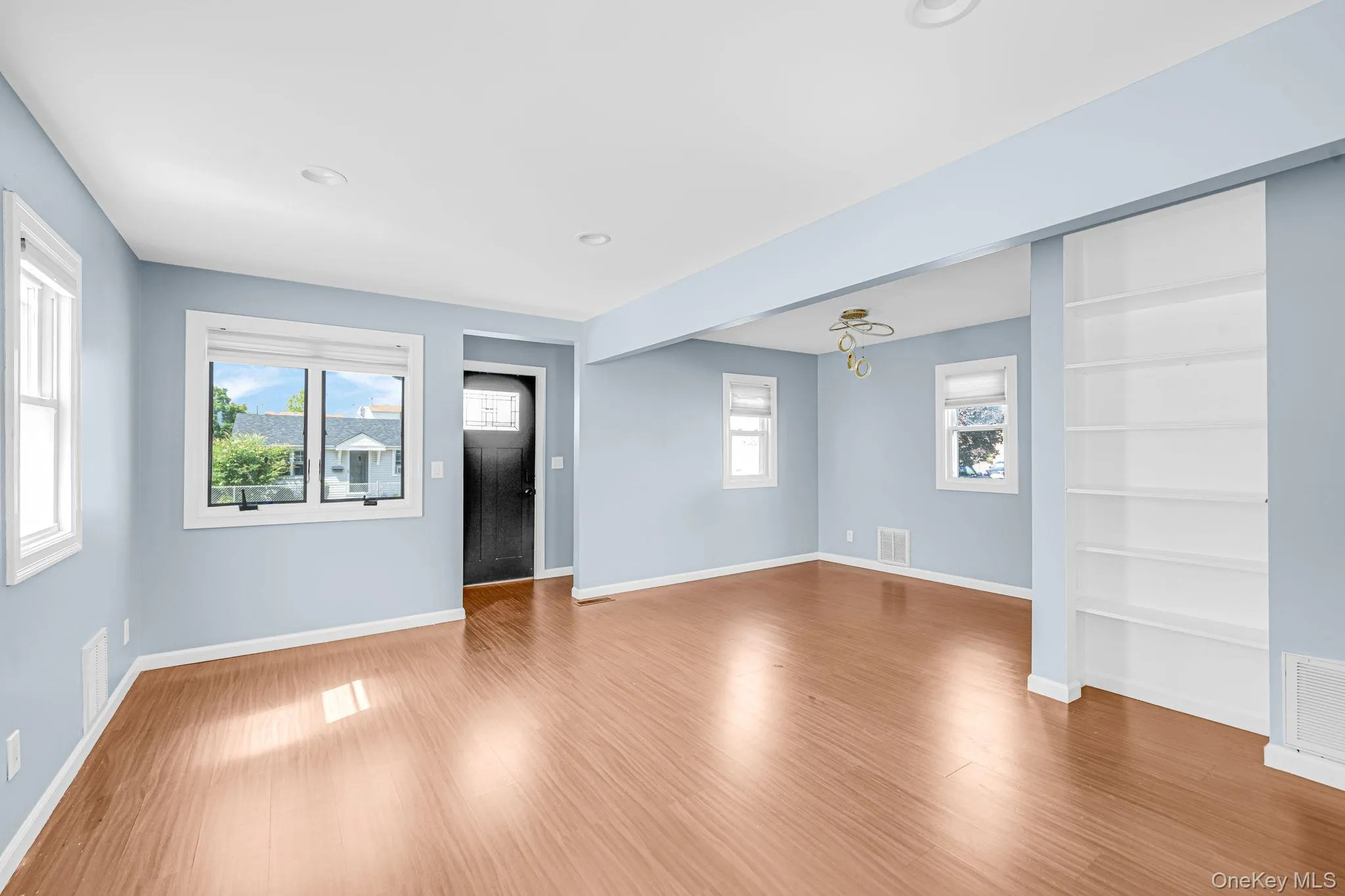 646 7th Street, Babylon, NY, 3 Bedrooms Bedrooms, 6 Rooms Rooms,2 BathroomsBathrooms,Residential,For Rent,7th,0,1035925 646 7th Street, Babylon, NY, 3 Bedrooms Bedrooms, 6 Rooms Rooms,2 BathroomsBathrooms,Residential,For Rent,7th,0,1035925