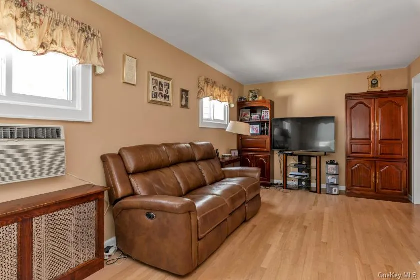 145 Raymond Street, Hempstead, NY, 4 Bedrooms Bedrooms, 10 Rooms Rooms,2 BathroomsBathrooms,Residential,For Rent,Raymond,0,1035927 145 Raymond Street, Hempstead, NY, 4 Bedrooms Bedrooms, 10 Rooms Rooms,2 BathroomsBathrooms,Residential,For Rent,Raymond,0,1035927
