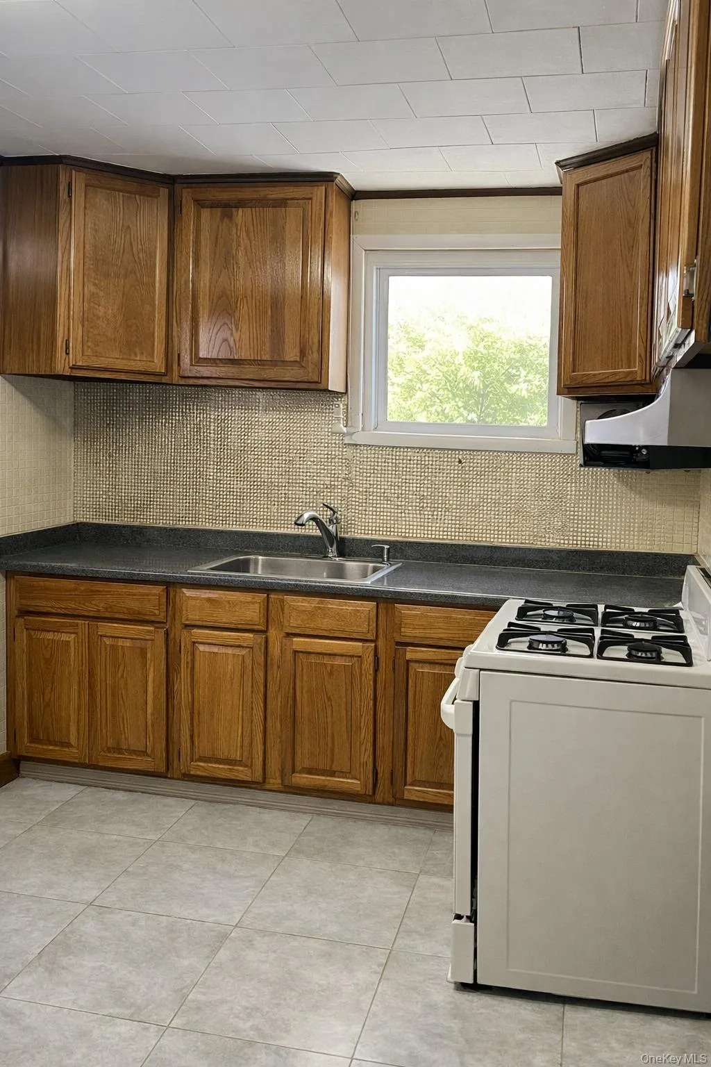11925 Inwood Street, New York, NY, 3 Bedrooms Bedrooms, 8 Rooms Rooms,2 BathroomsBathrooms,Residential,For Rent,Inwood,0,1035930 11925 Inwood Street, New York, NY, 3 Bedrooms Bedrooms, 8 Rooms Rooms,2 BathroomsBathrooms,Residential,For Rent,Inwood,0,1035930