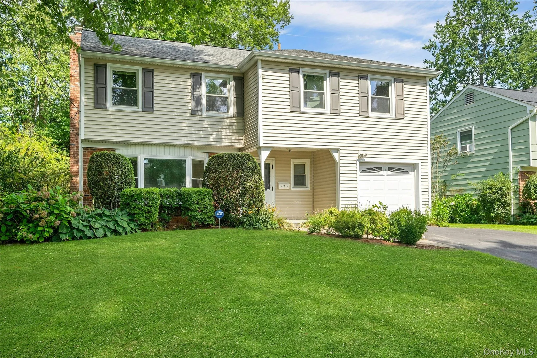 16 Salem Place, White Plains, NY, 3 Bedrooms Bedrooms, 10 Rooms Rooms,2 BathroomsBathrooms,Residential,For Rent,Salem,0,1035932 16 Salem Place, White Plains, NY, 3 Bedrooms Bedrooms, 10 Rooms Rooms,2 BathroomsBathrooms,Residential,For Rent,Salem,0,1035932