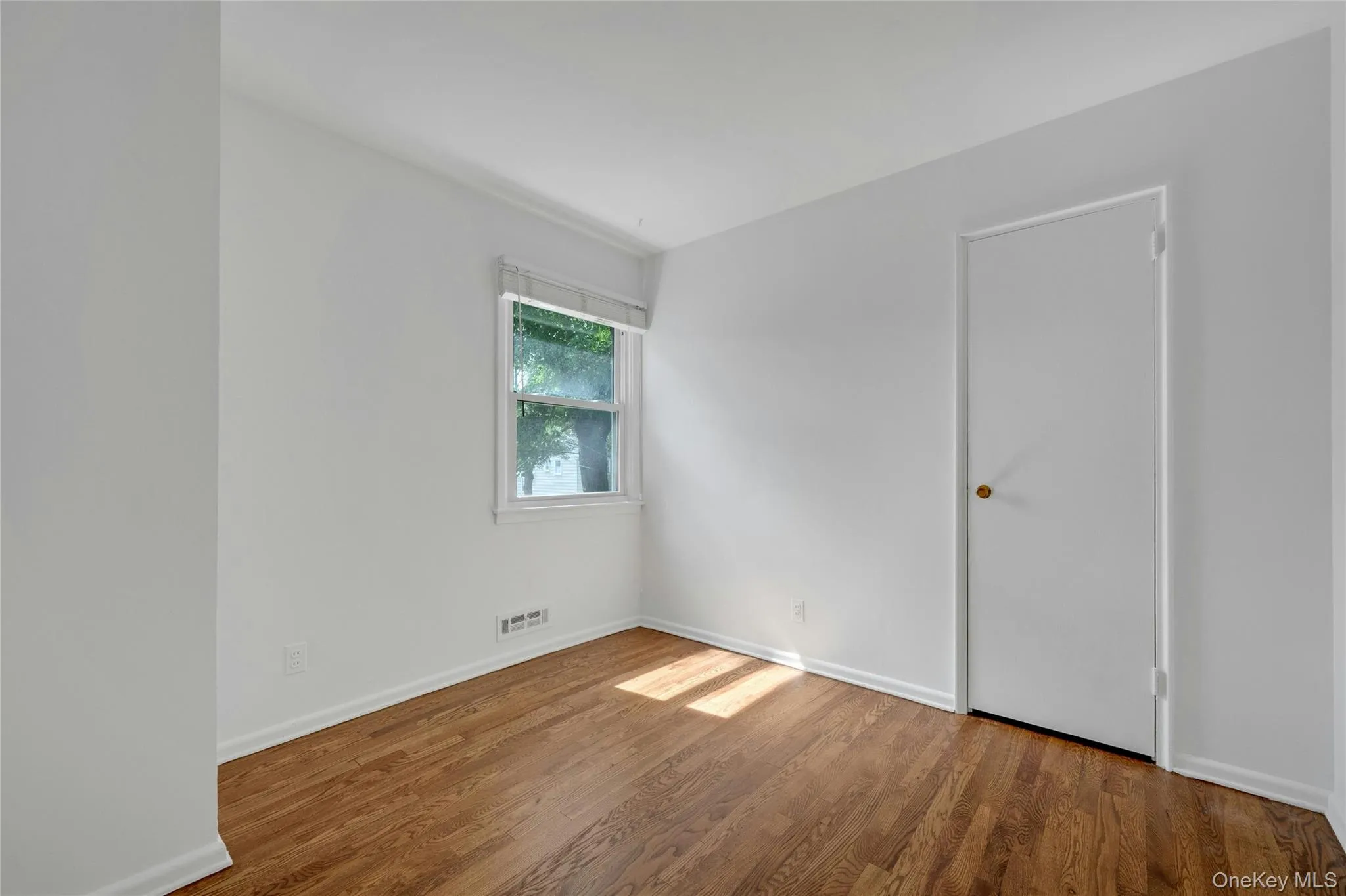 16 Salem Place, White Plains, NY, 3 Bedrooms Bedrooms, 10 Rooms Rooms,2 BathroomsBathrooms,Residential,For Rent,Salem,0,1035932 16 Salem Place, White Plains, NY, 3 Bedrooms Bedrooms, 10 Rooms Rooms,2 BathroomsBathrooms,Residential,For Rent,Salem,0,1035932