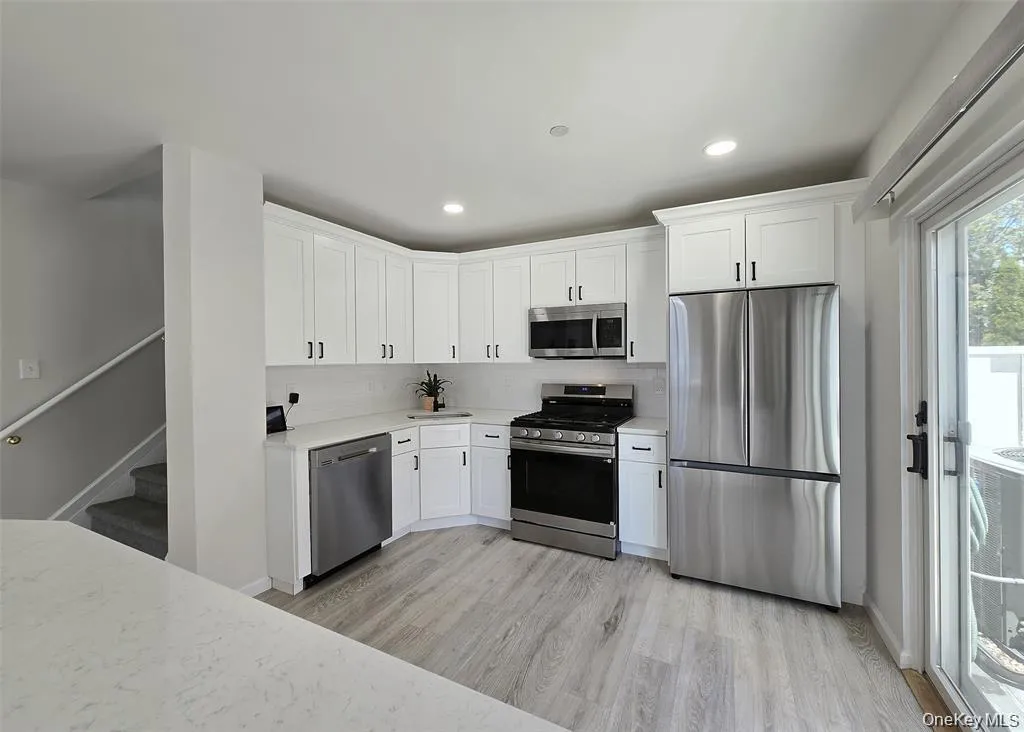 5 Charley Lane, Brookhaven, NY, 2 Bedrooms Bedrooms, 5 Rooms Rooms,2 BathroomsBathrooms,Residential,For Rent,Charley,0,1035934 5 Charley Lane, Brookhaven, NY, 2 Bedrooms Bedrooms, 5 Rooms Rooms,2 BathroomsBathrooms,Residential,For Rent,Charley,0,1035934