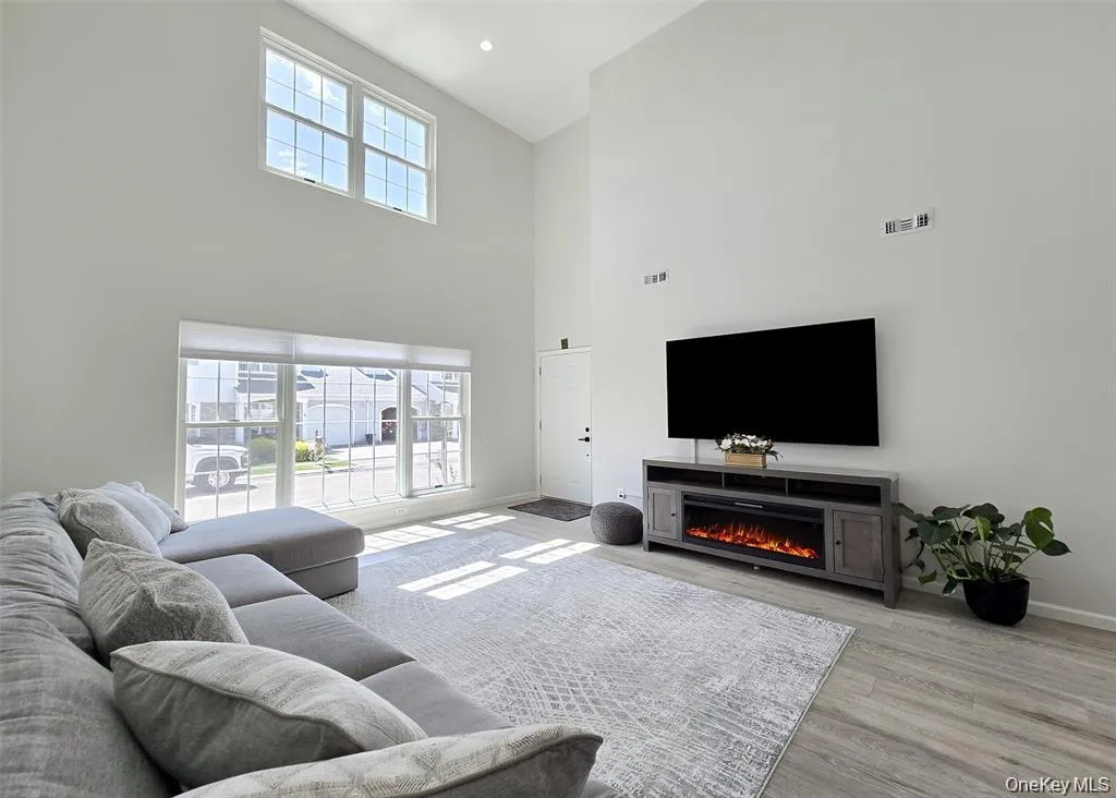 5 Charley Lane, Brookhaven, NY, 2 Bedrooms Bedrooms, 5 Rooms Rooms,2 BathroomsBathrooms,Residential,For Rent,Charley,0,1035934 5 Charley Lane, Brookhaven, NY, 2 Bedrooms Bedrooms, 5 Rooms Rooms,2 BathroomsBathrooms,Residential,For Rent,Charley,0,1035934