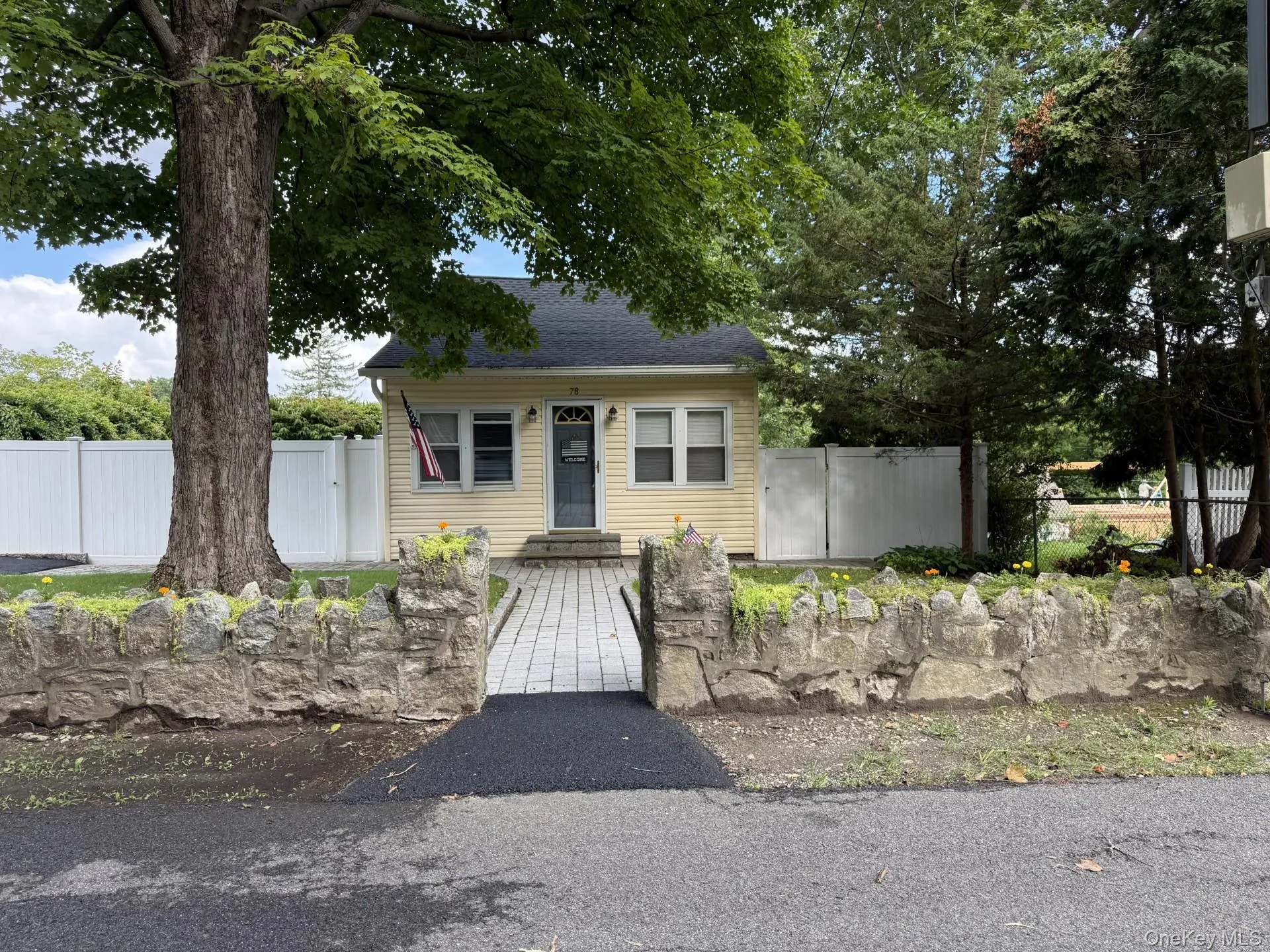 78 Argyle Street, Putnam Valley, NY, 3 Bedrooms Bedrooms, 6 Rooms Rooms,1 BathroomBathrooms,Residential,For Rent,Argyle,0,1035935 78 Argyle Street, Putnam Valley, NY, 3 Bedrooms Bedrooms, 6 Rooms Rooms,1 BathroomBathrooms,Residential,For Rent,Argyle,0,1035935